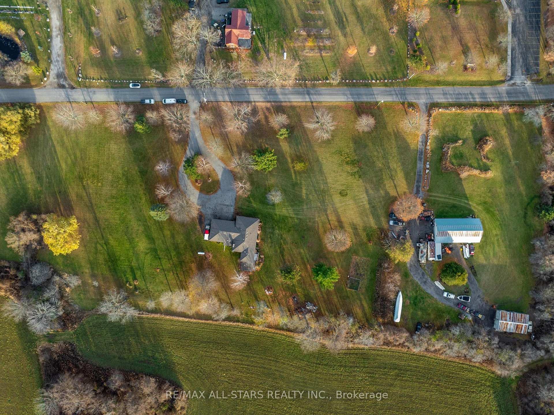 Photo 6 of 534 Varney Road, Georgina, Historic Lakeshore Communities — HOMEH