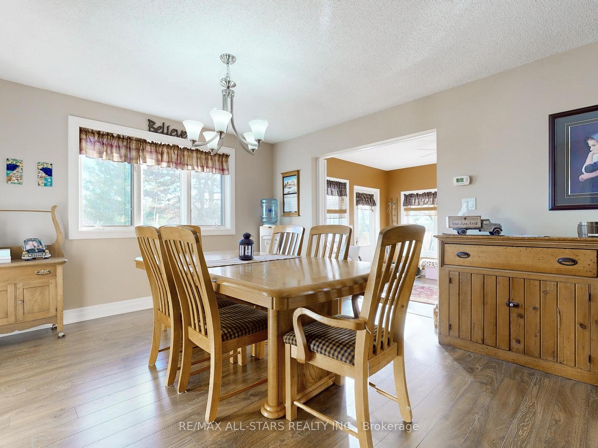 Photo 11 of 534 Varney Road, Georgina, Historic Lakeshore Communities — HOMEH