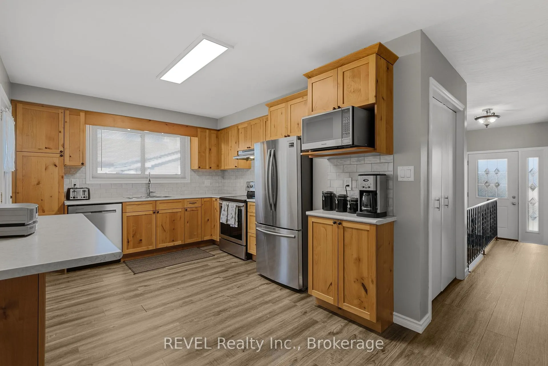 Photo 10 of 68 Hixon Road, Hamilton, Rosedale — HOMEH