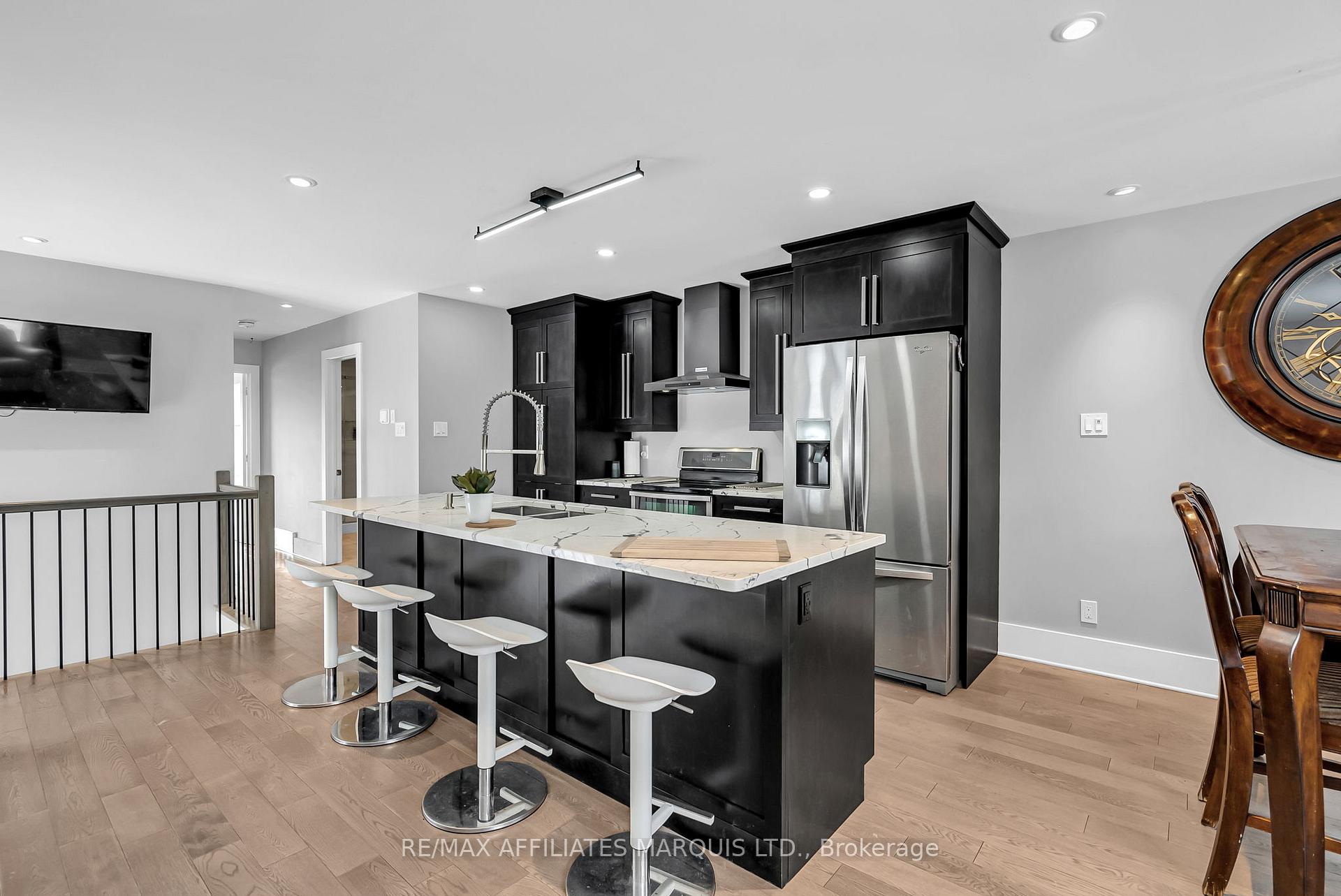 Photo 9 of 296 Meadowvale Crescent, Cornwall — HOMEH