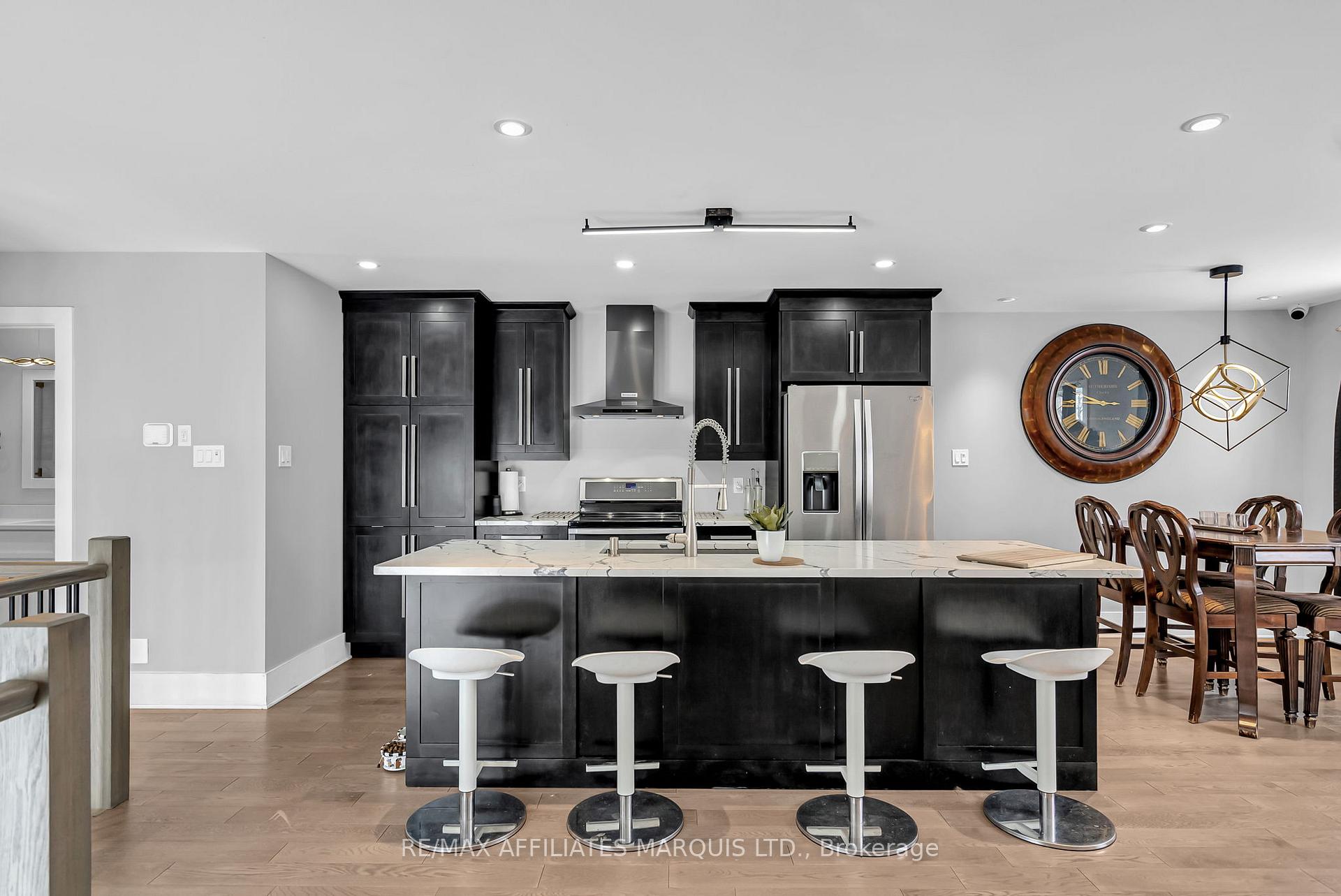 Photo 11 of 296 Meadowvale Crescent, Cornwall — HOMEH