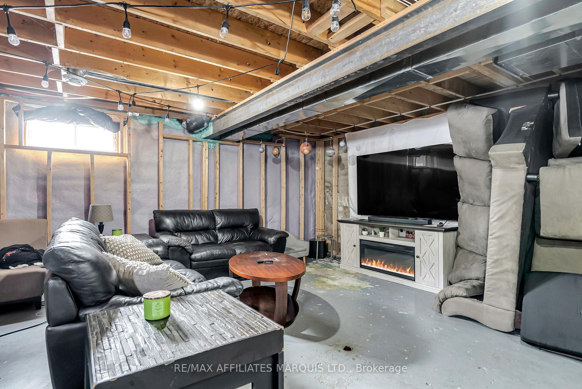 Photo 27 of 296 Meadowvale Crescent, Cornwall — HOMEH