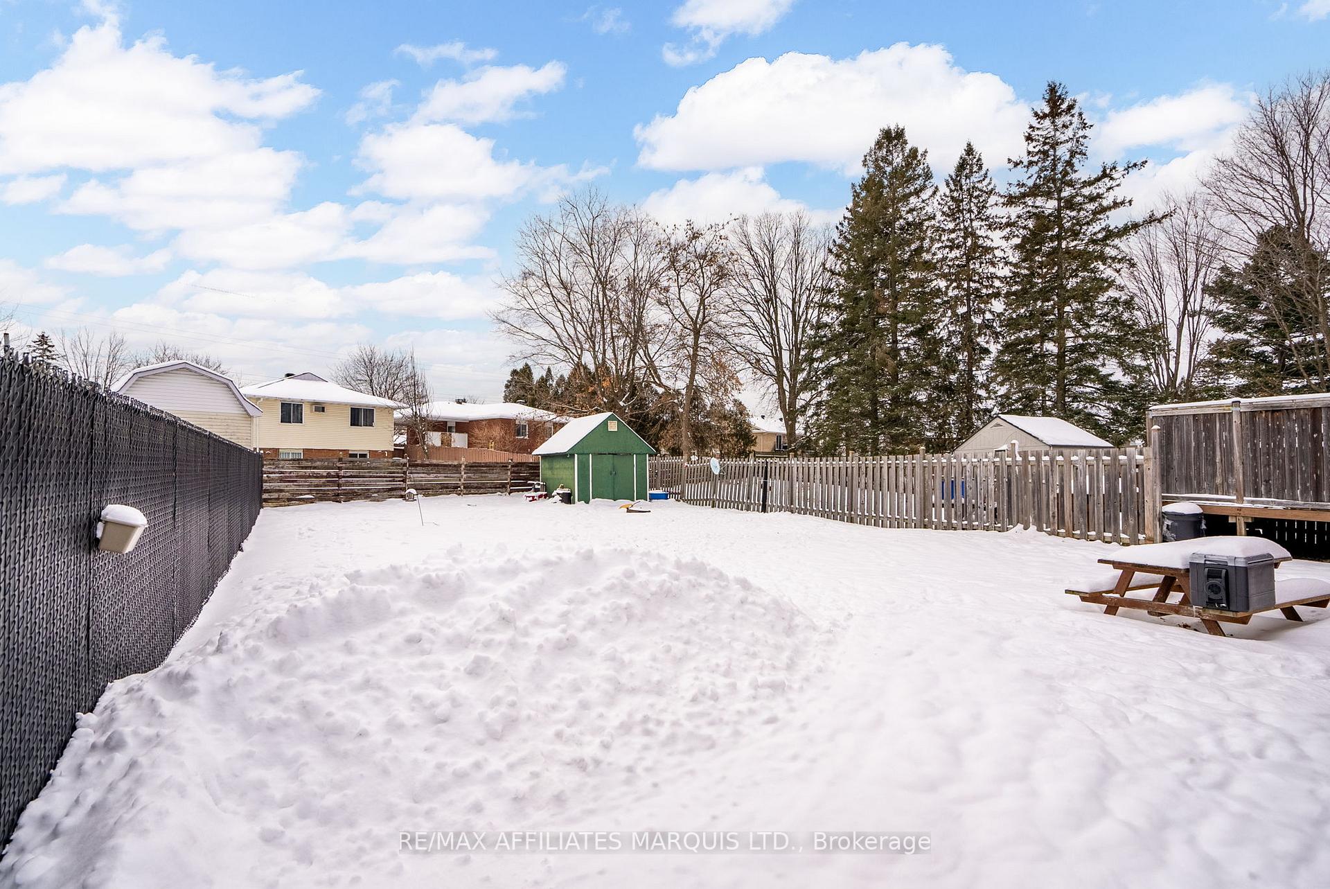 Photo 31 of 296 Meadowvale Crescent, Cornwall — HOMEH