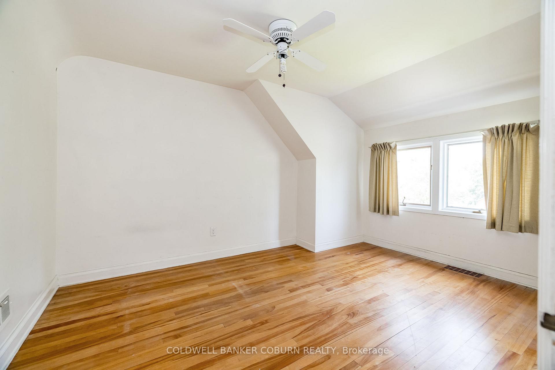 Photo 26 of 415 Lochaber Avenue, Ottawa, Westboro West — HOMEH