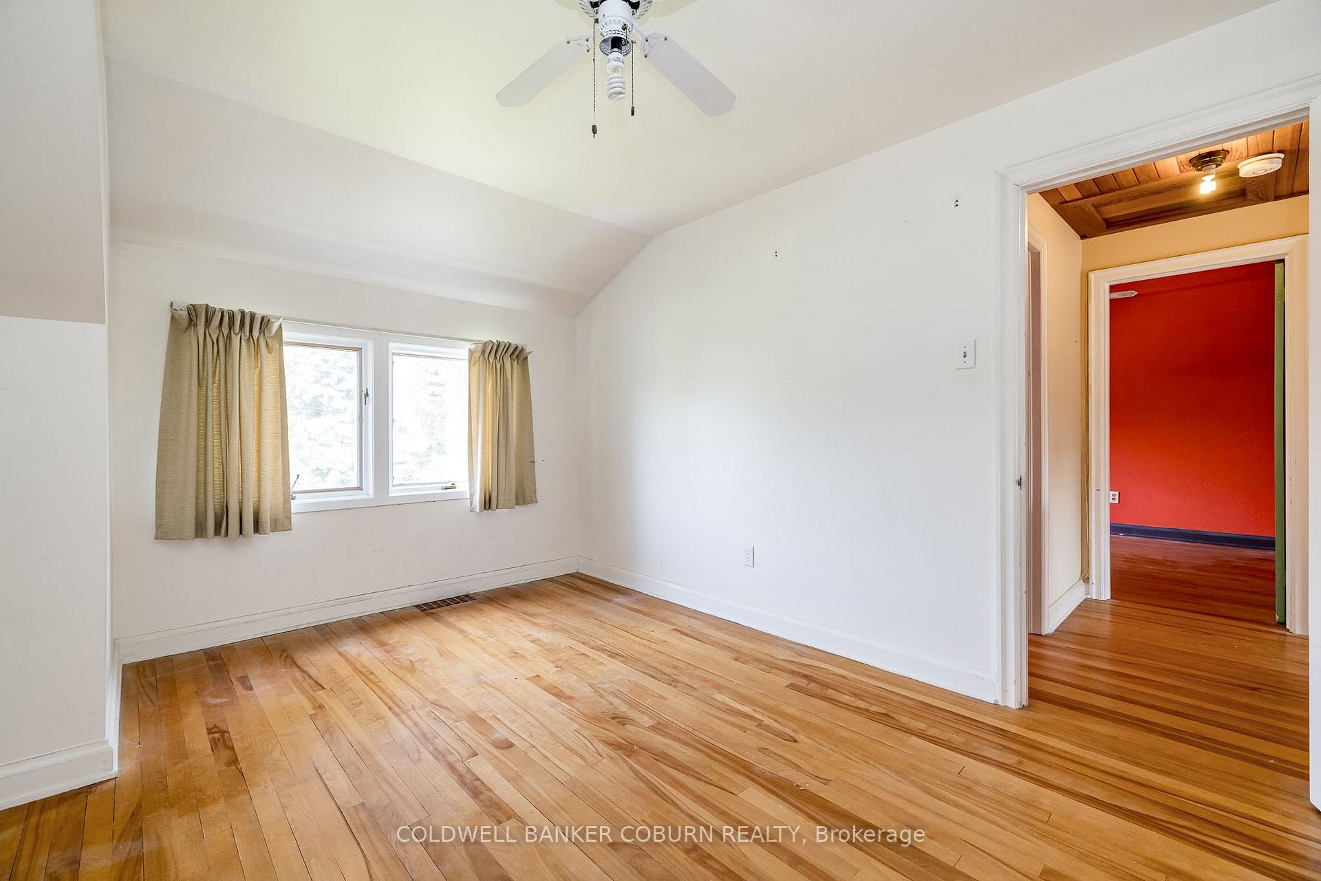 Photo 31 of 415 Lochaber Avenue, Ottawa, Westboro West — HOMEH