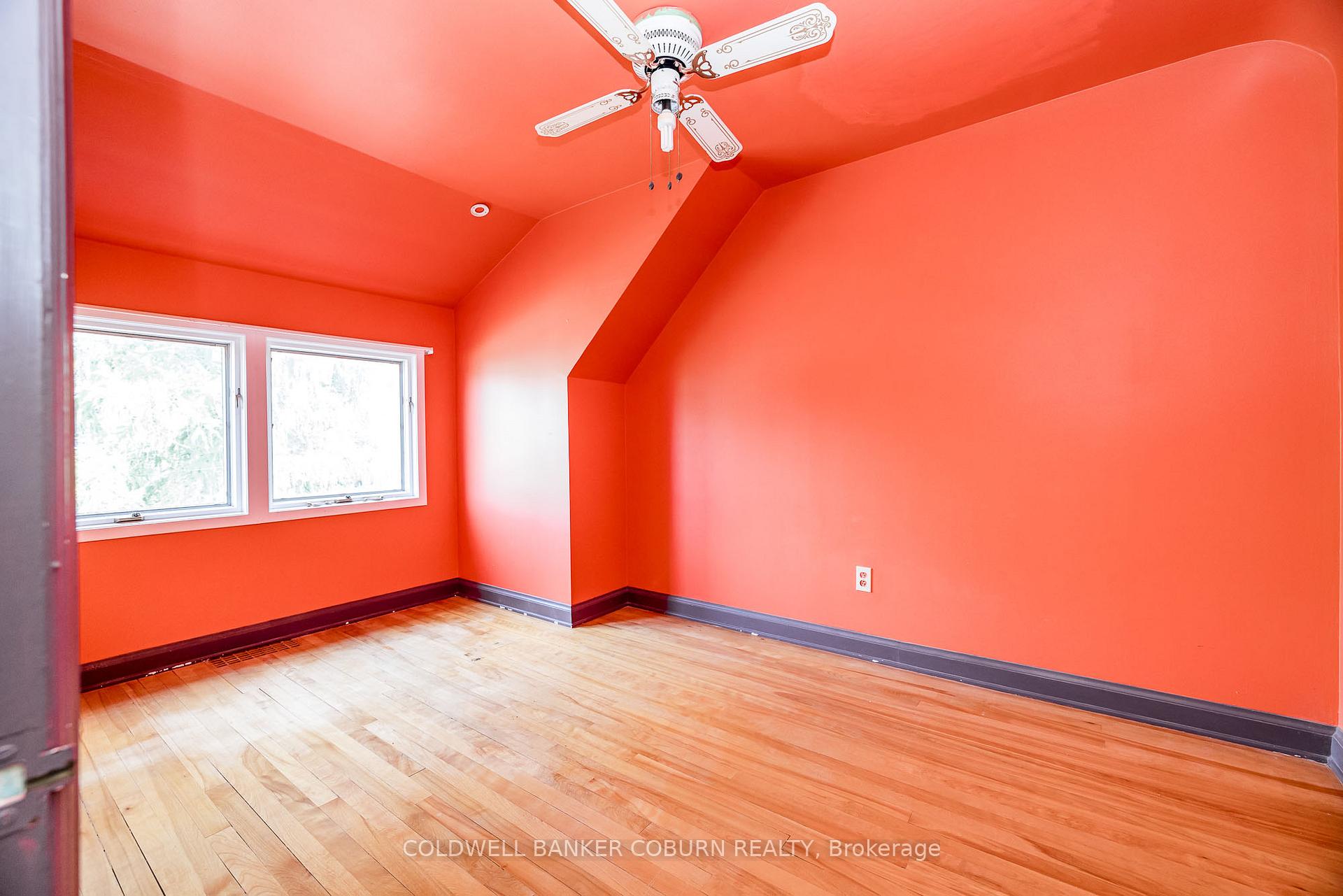 Photo 36 of 415 Lochaber Avenue, Ottawa, Westboro West — HOMEH