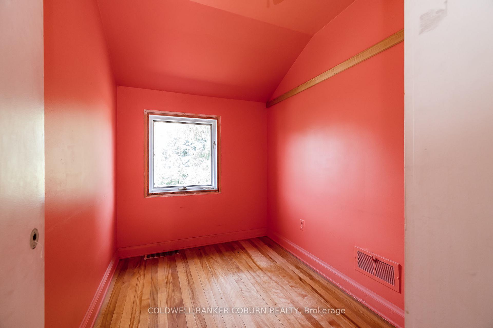 Photo 40 of 415 Lochaber Avenue, Ottawa, Westboro West — HOMEH