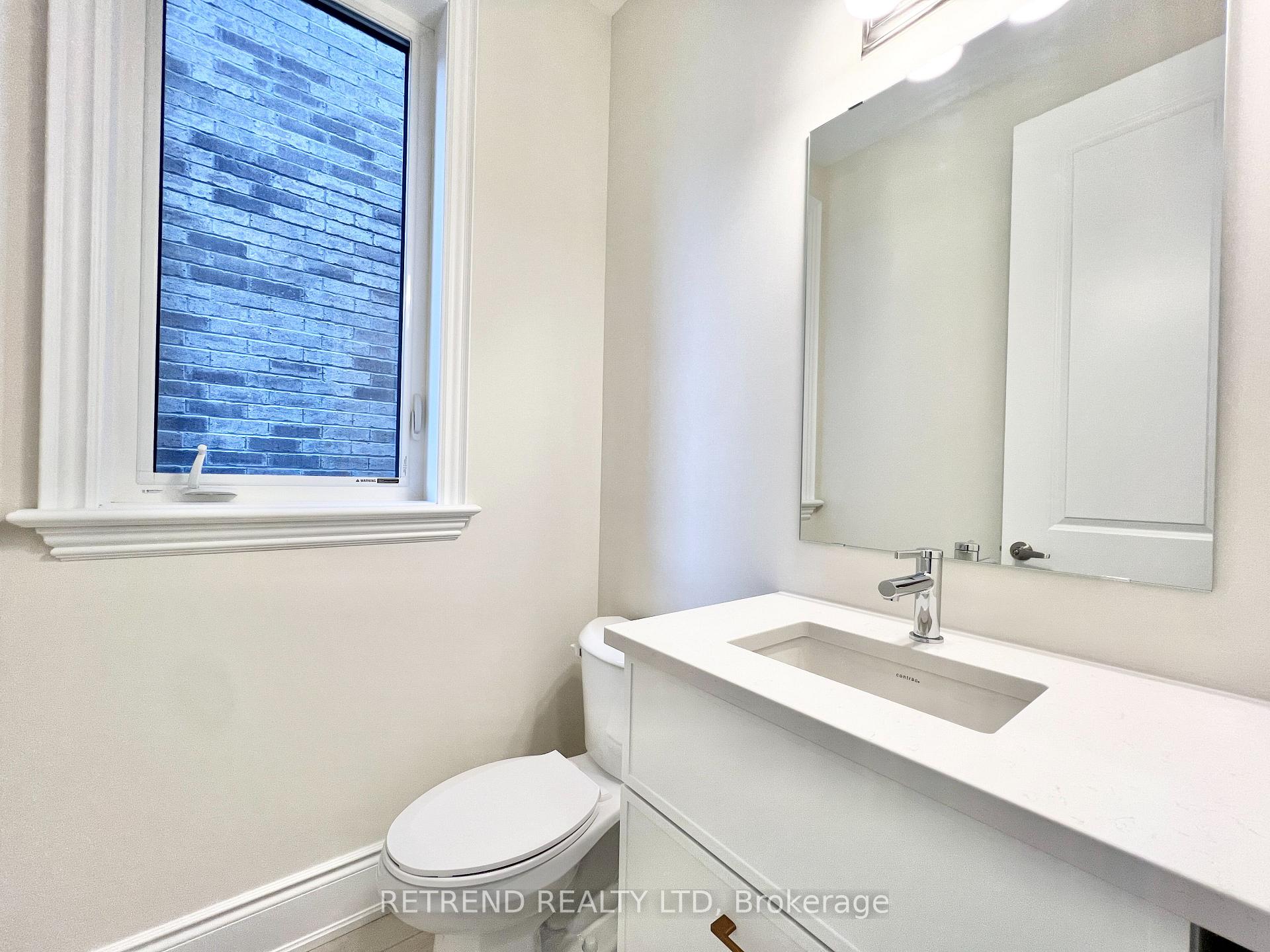 Photo 3 of 1348 Hydrangea Gardens, Oakville, Joshua Meadows — HOMEH