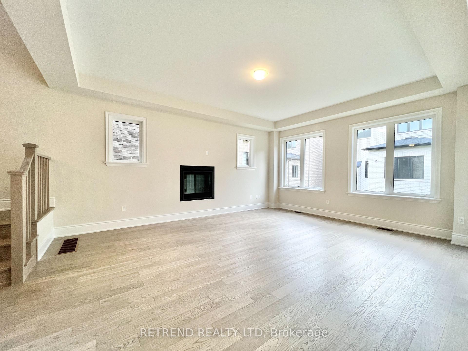 Photo 8 of 1348 Hydrangea Gardens, Oakville, Joshua Meadows — HOMEH