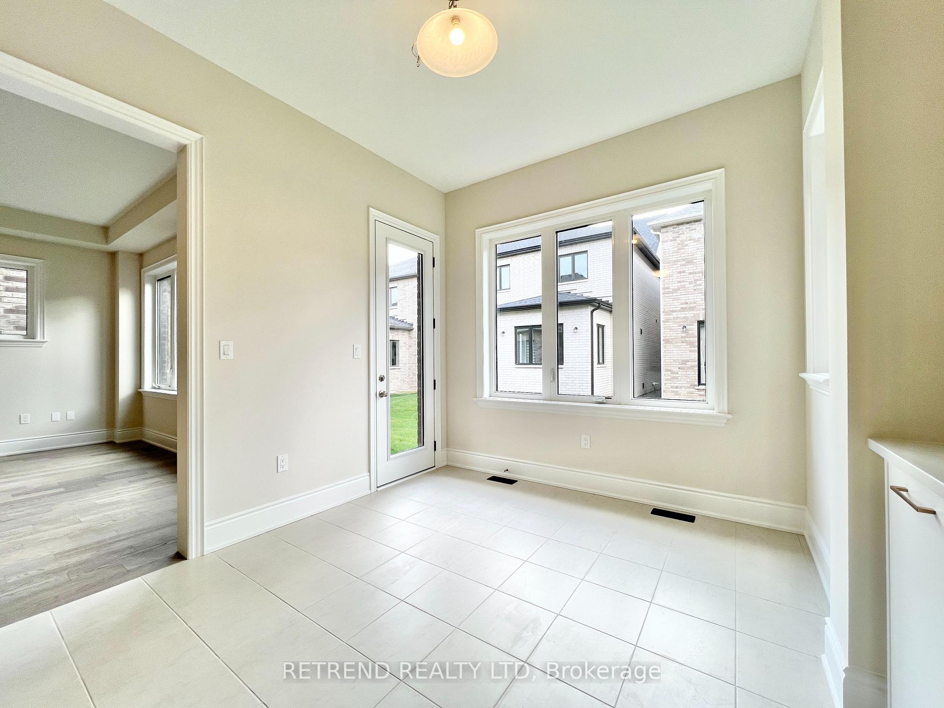 Photo 12 of 1348 Hydrangea Gardens, Oakville, Joshua Meadows — HOMEH