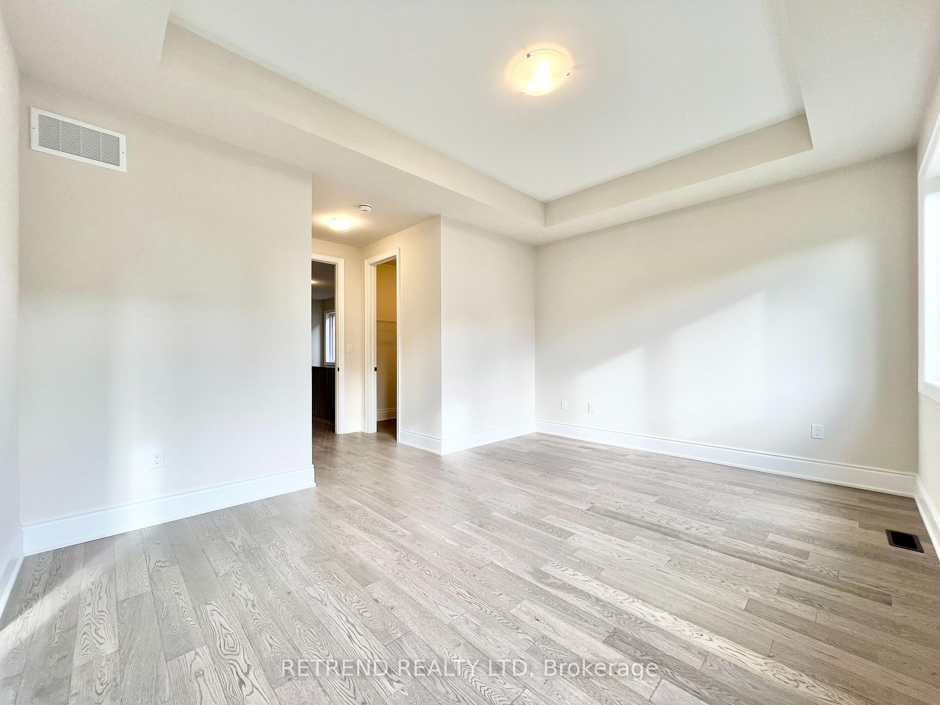 Photo 18 of 1348 Hydrangea Gardens, Oakville, Joshua Meadows — HOMEH