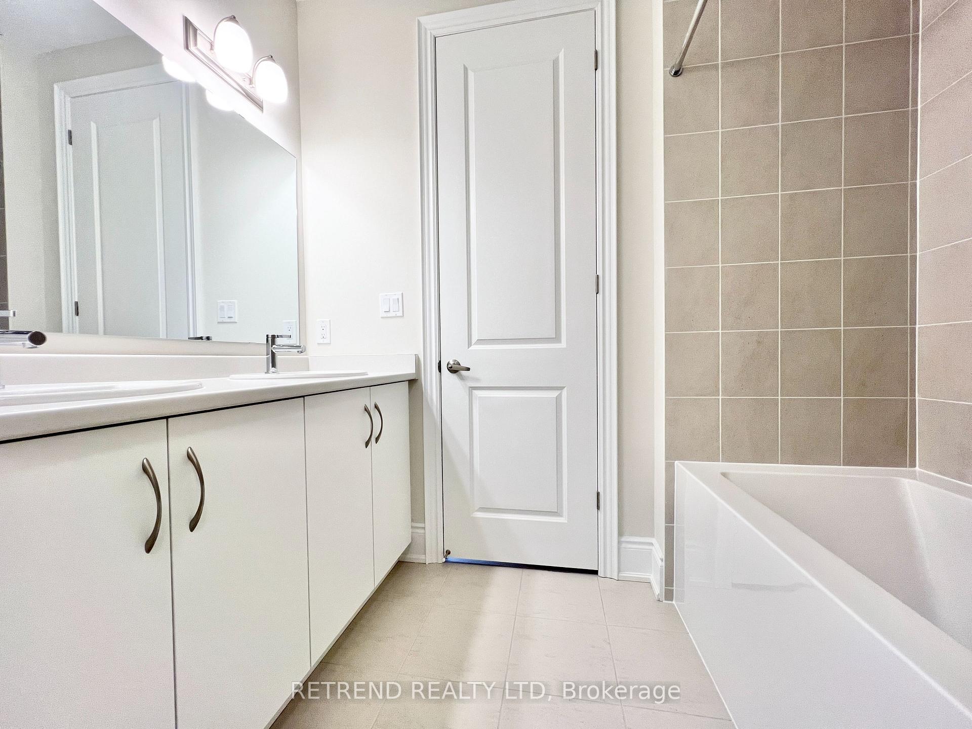 Photo 25 of 1348 Hydrangea Gardens, Oakville, Joshua Meadows — HOMEH