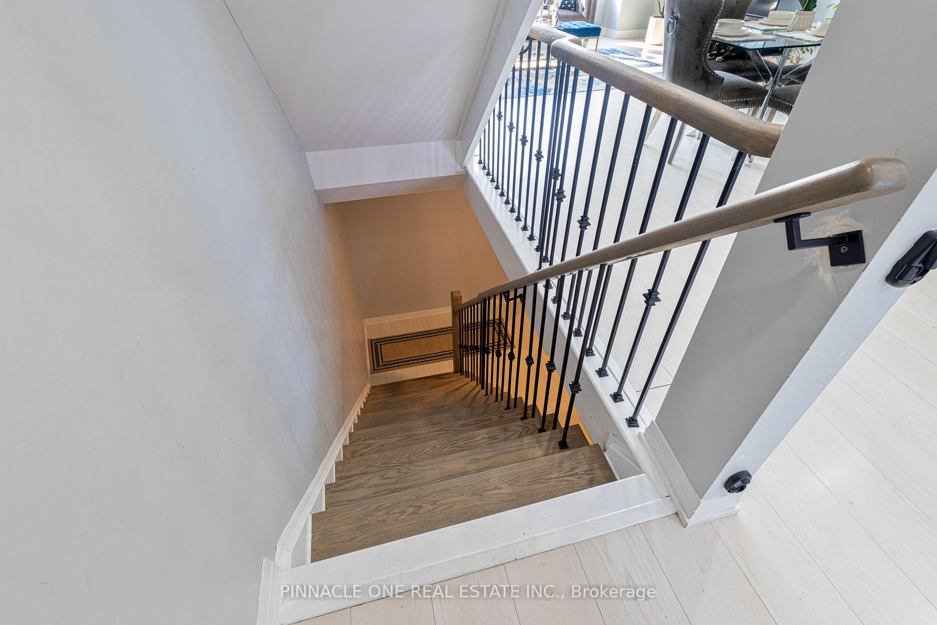 Photo 14 of 30 Ambereen Place, Clarington, Bowmanville — HOMEH