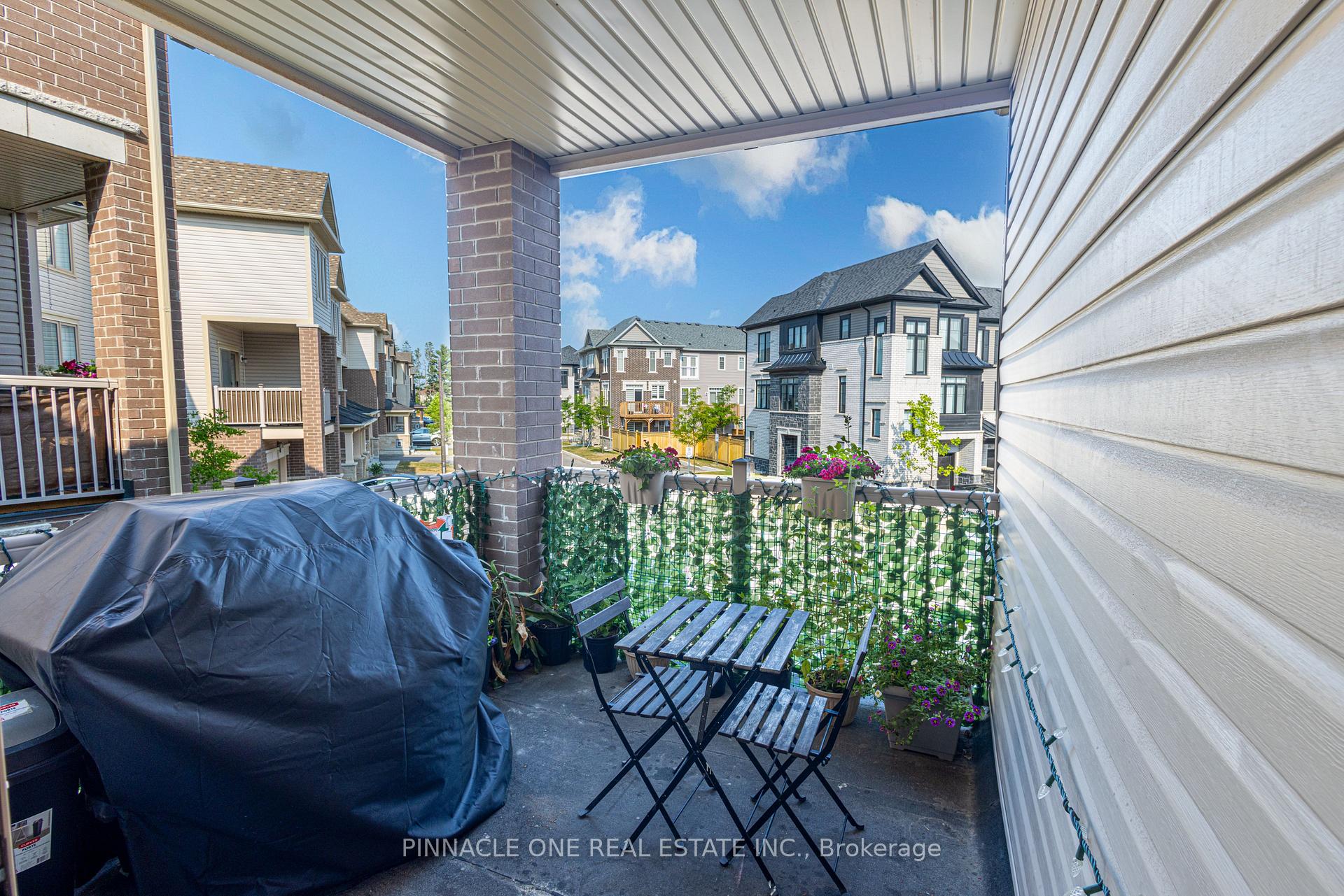 Photo 23 of 30 Ambereen Place, Clarington, Bowmanville — HOMEH