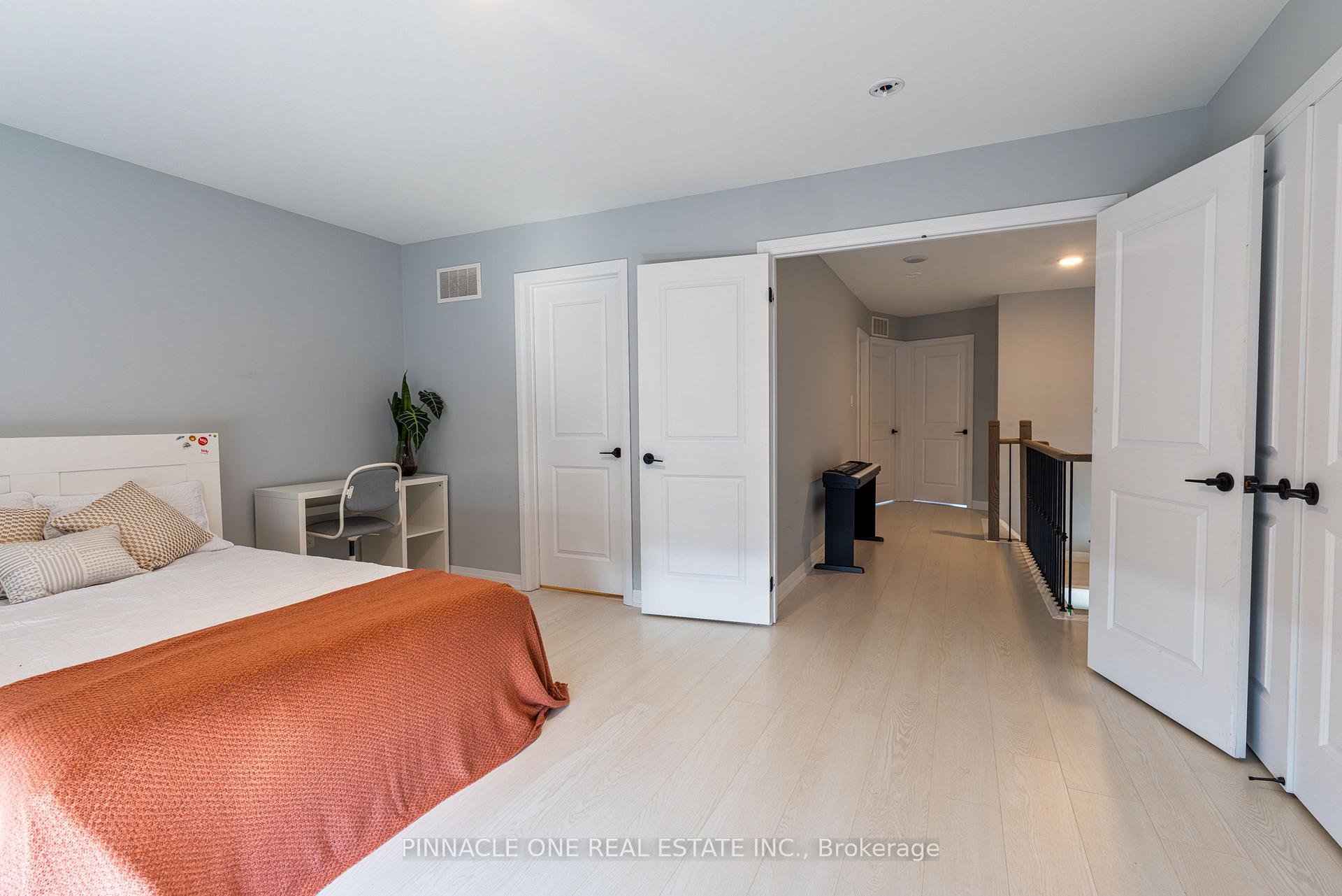 Photo 31 of 30 Ambereen Place, Clarington, Bowmanville — HOMEH