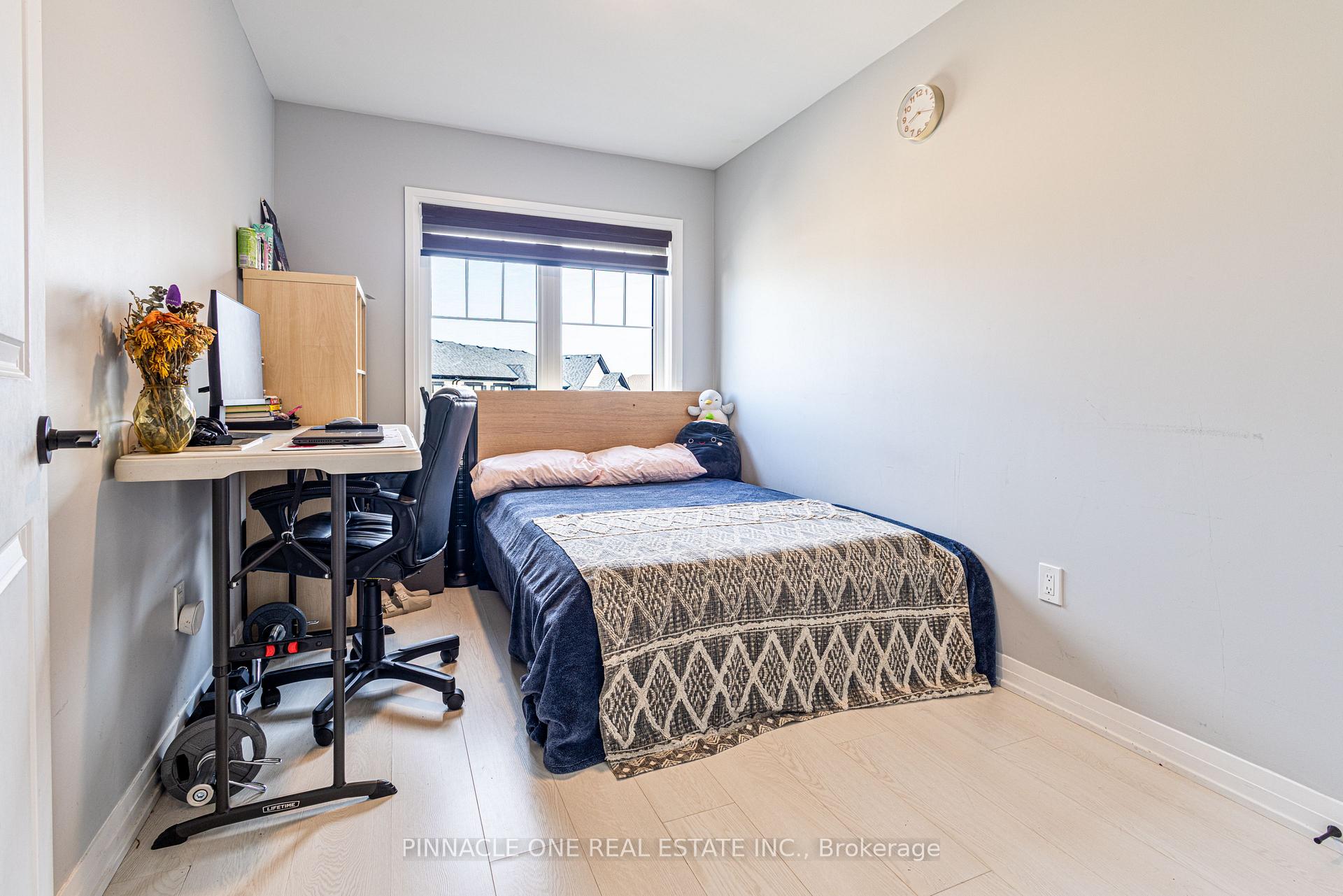 Photo 36 of 30 Ambereen Place, Clarington, Bowmanville — HOMEH