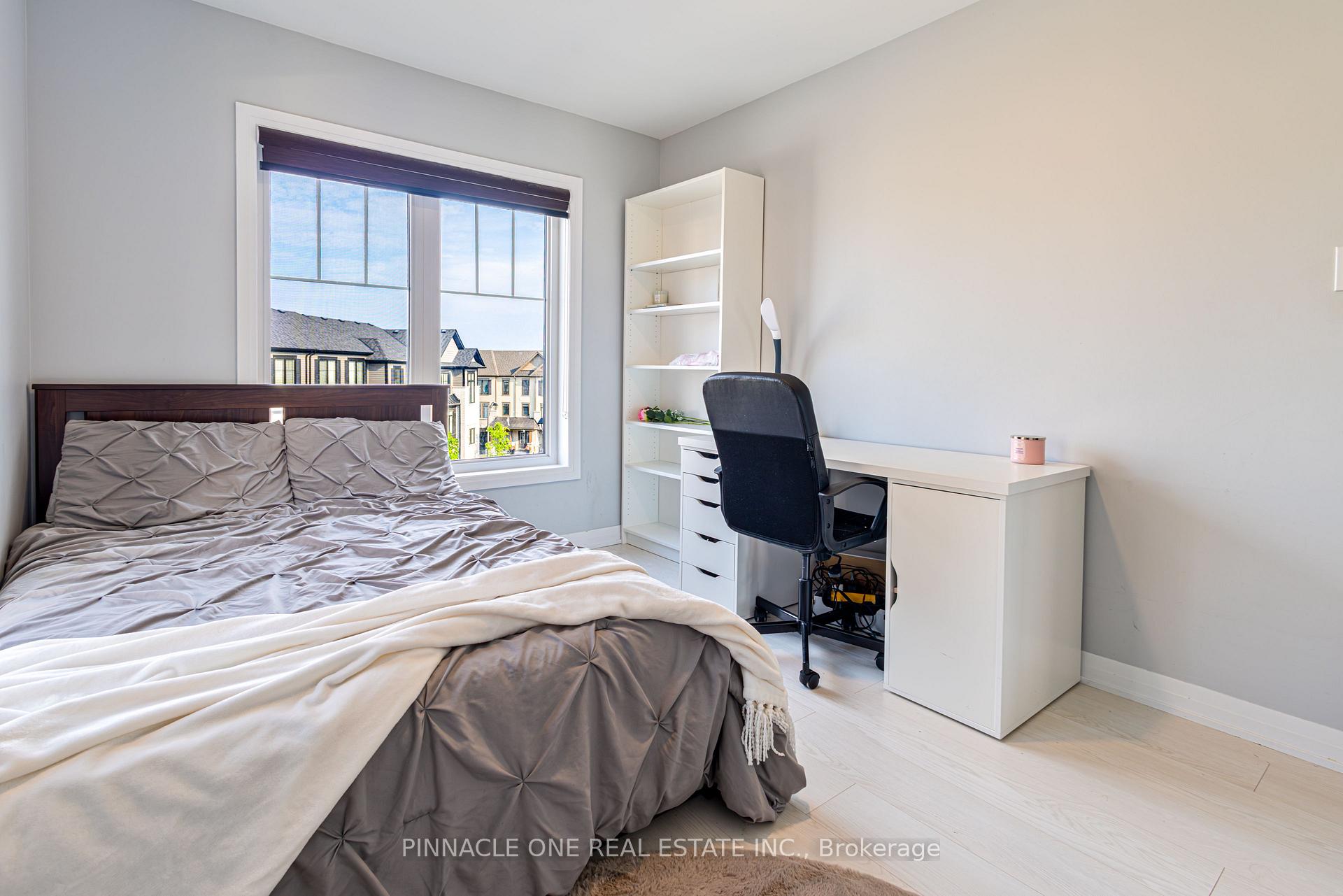 Photo 41 of 30 Ambereen Place, Clarington, Bowmanville — HOMEH