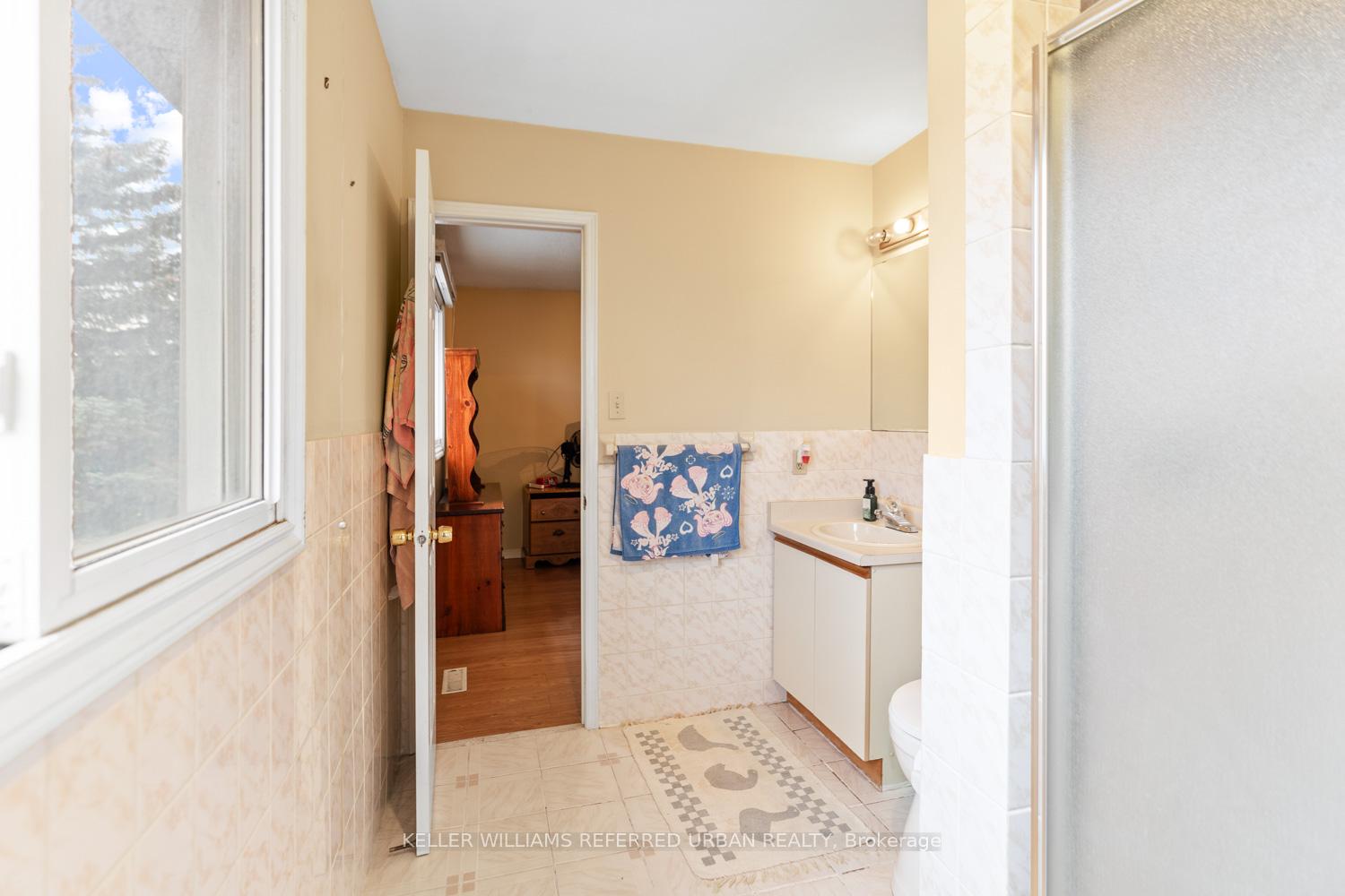Photo 25 of 20 Biscayne Boulevard, Georgina, Keswick South — HOMEH
