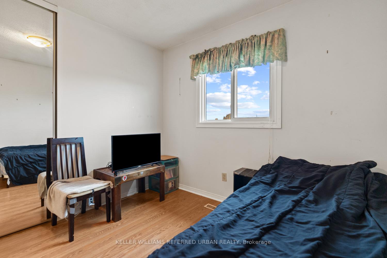 Photo 26 of 20 Biscayne Boulevard, Georgina, Keswick South — HOMEH