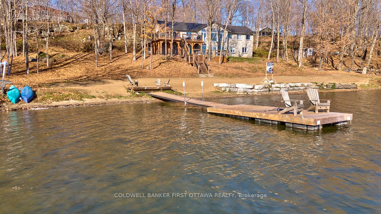 Photo 2 of 4004 Hiawatha Lane, Frontenac, Frontenac South — HOMEH