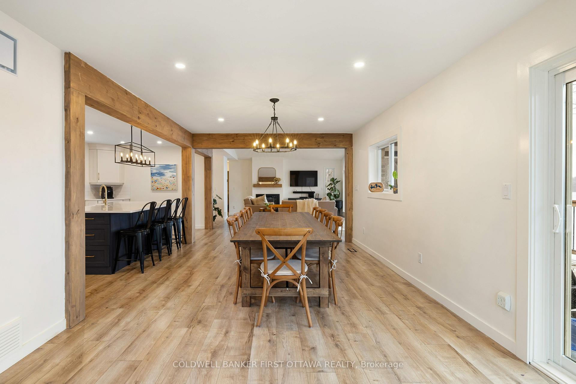 Photo 6 of 4004 Hiawatha Lane, Frontenac, Frontenac South — HOMEH