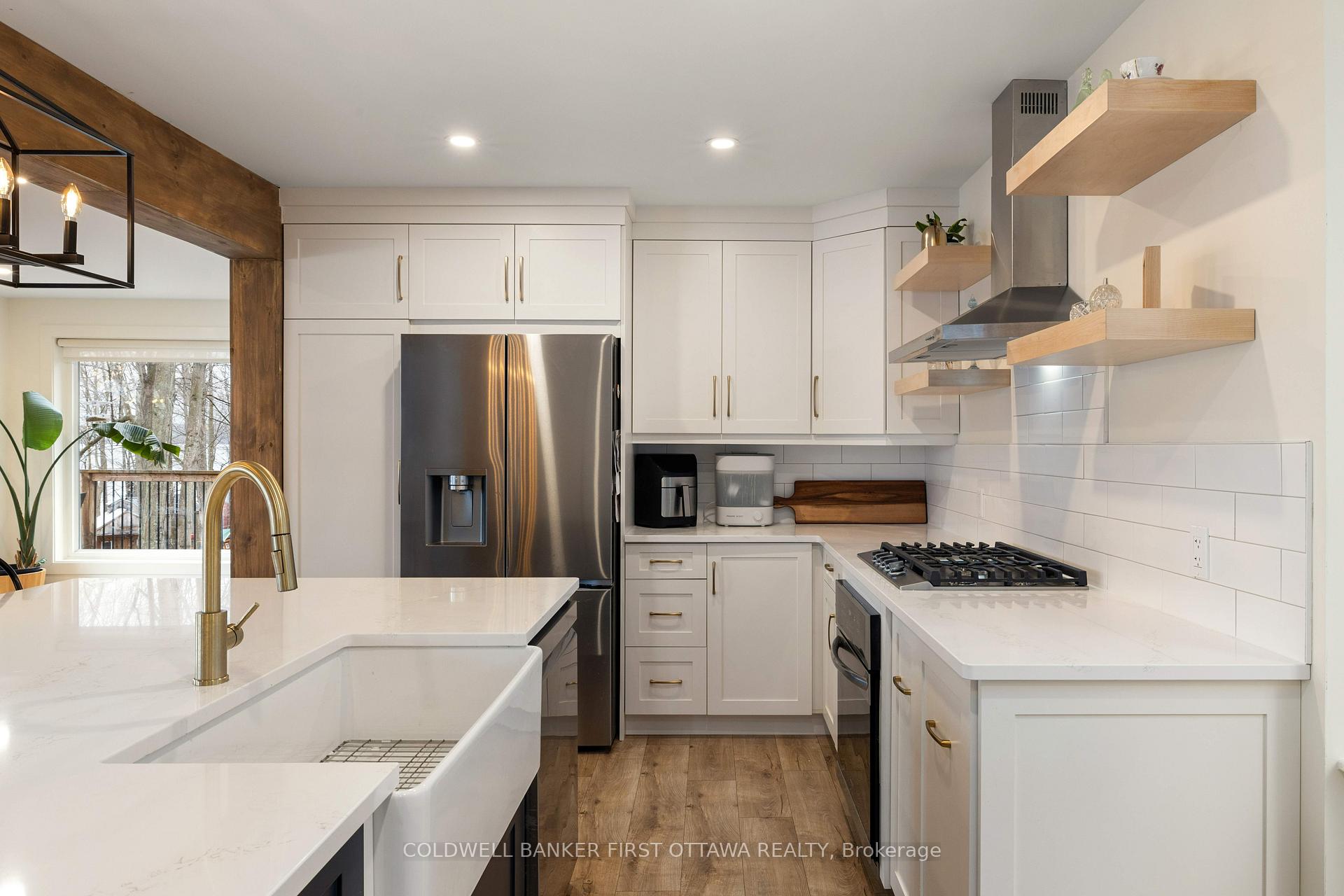 Photo 12 of 4004 Hiawatha Lane, Frontenac, Frontenac South — HOMEH