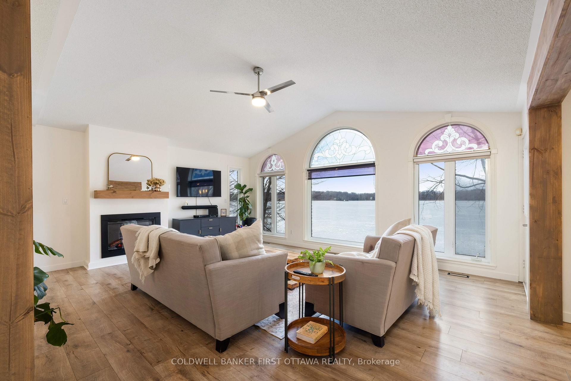 Photo 15 of 4004 Hiawatha Lane, Frontenac, Frontenac South — HOMEH