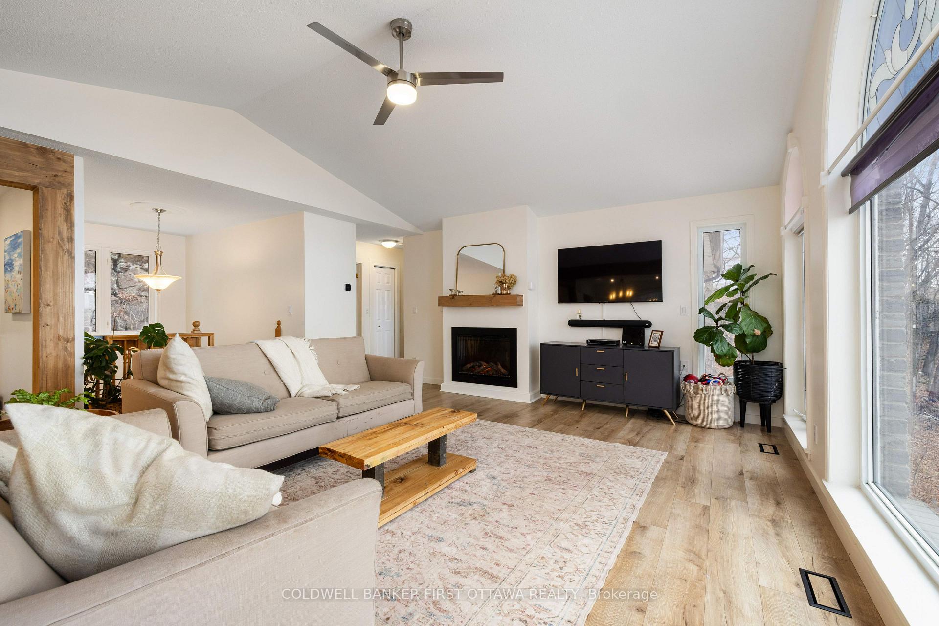 Photo 17 of 4004 Hiawatha Lane, Frontenac, Frontenac South — HOMEH