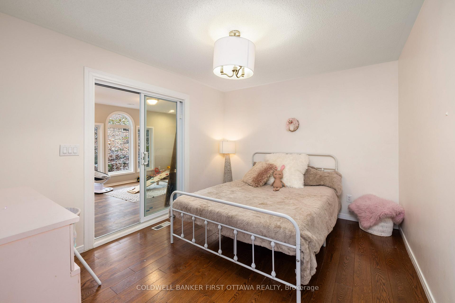 Photo 21 of 4004 Hiawatha Lane, Frontenac, Frontenac South — HOMEH
