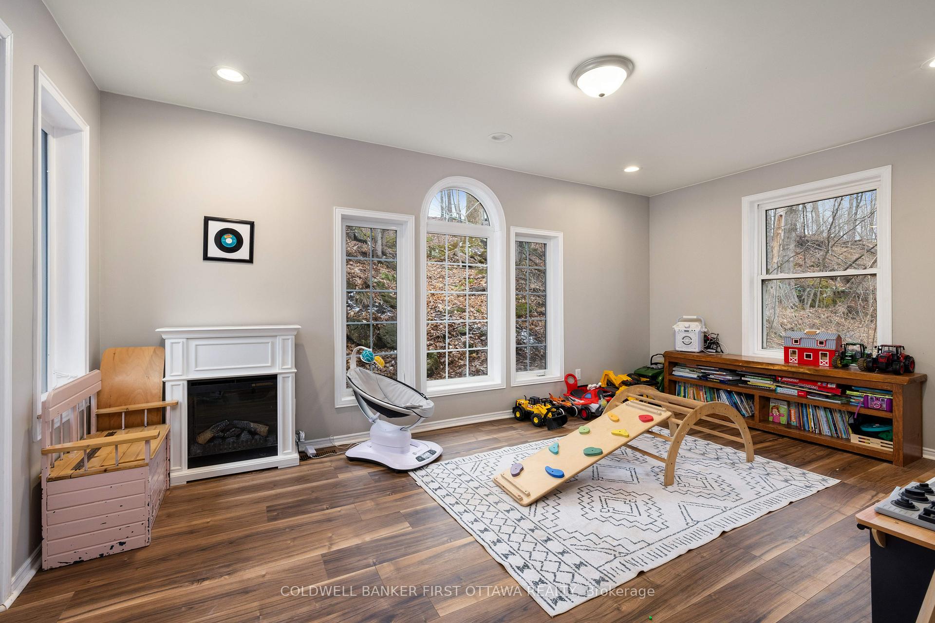 Photo 22 of 4004 Hiawatha Lane, Frontenac, Frontenac South — HOMEH