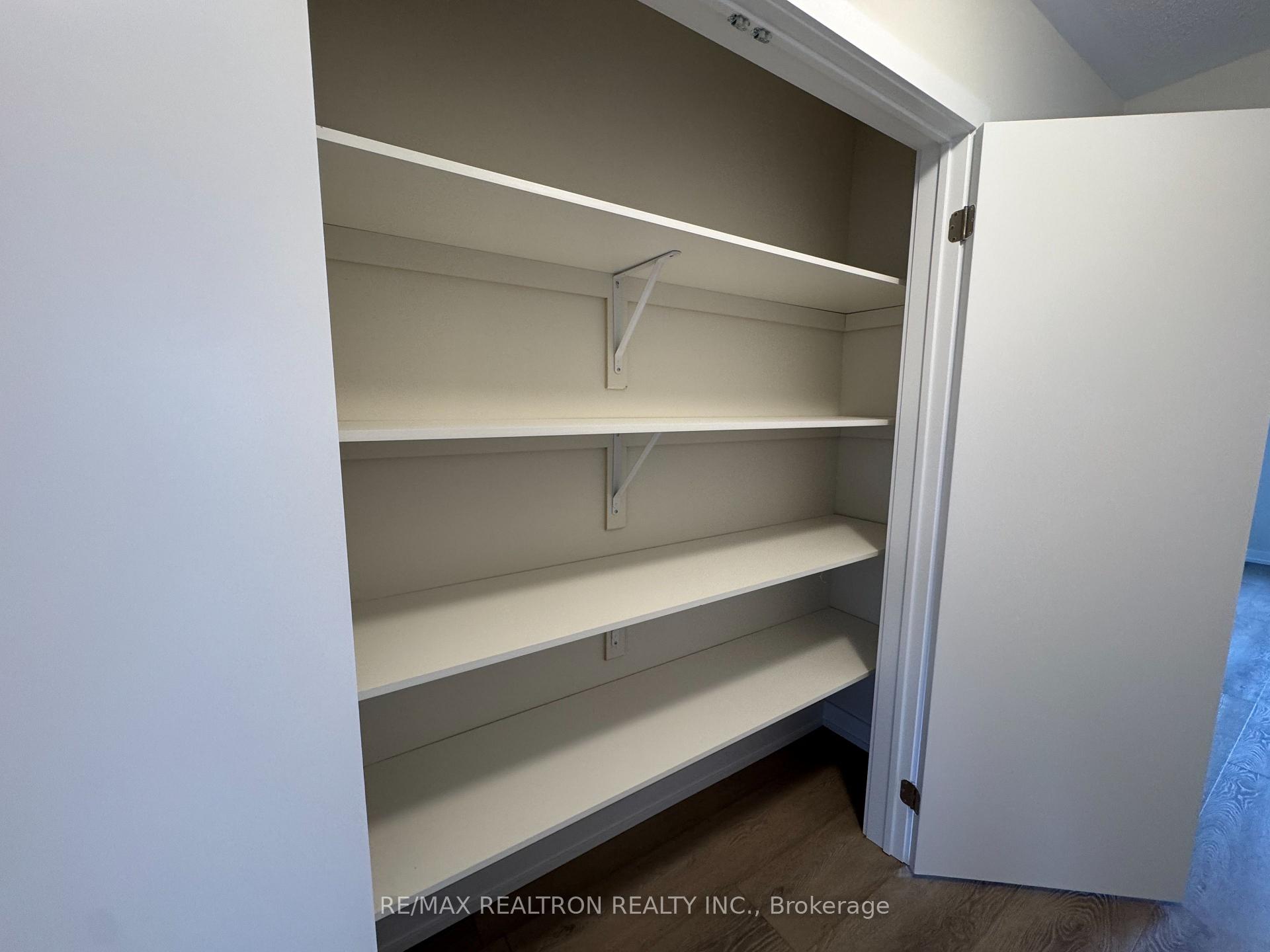 Photo 10 of 3080 Harasym Trail, Oakville, Northwest — HOMEH