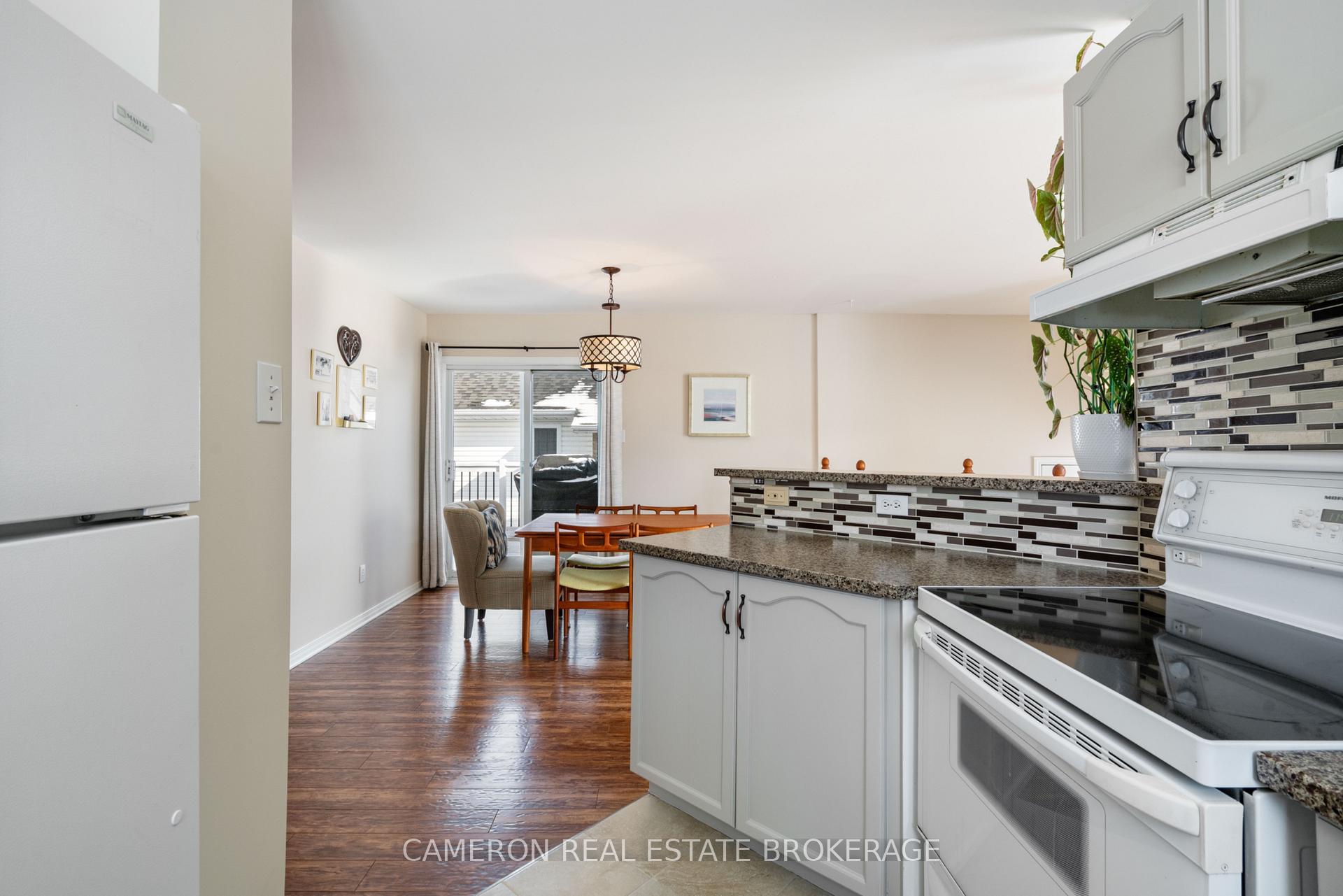 Photo 8 of 225 Wellington Street E, Cornwall — HOMEH