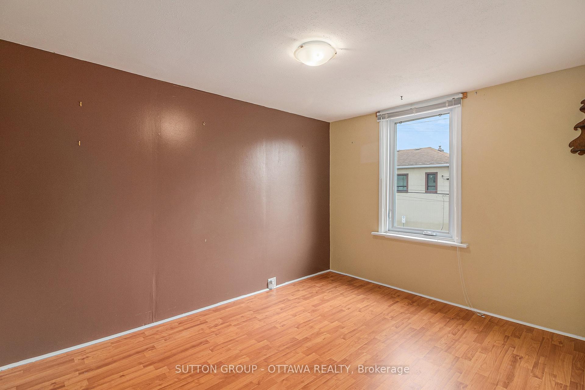 Photo 17 of 1341 Raven Avenue, Ottawa, Carlington — HOMEH