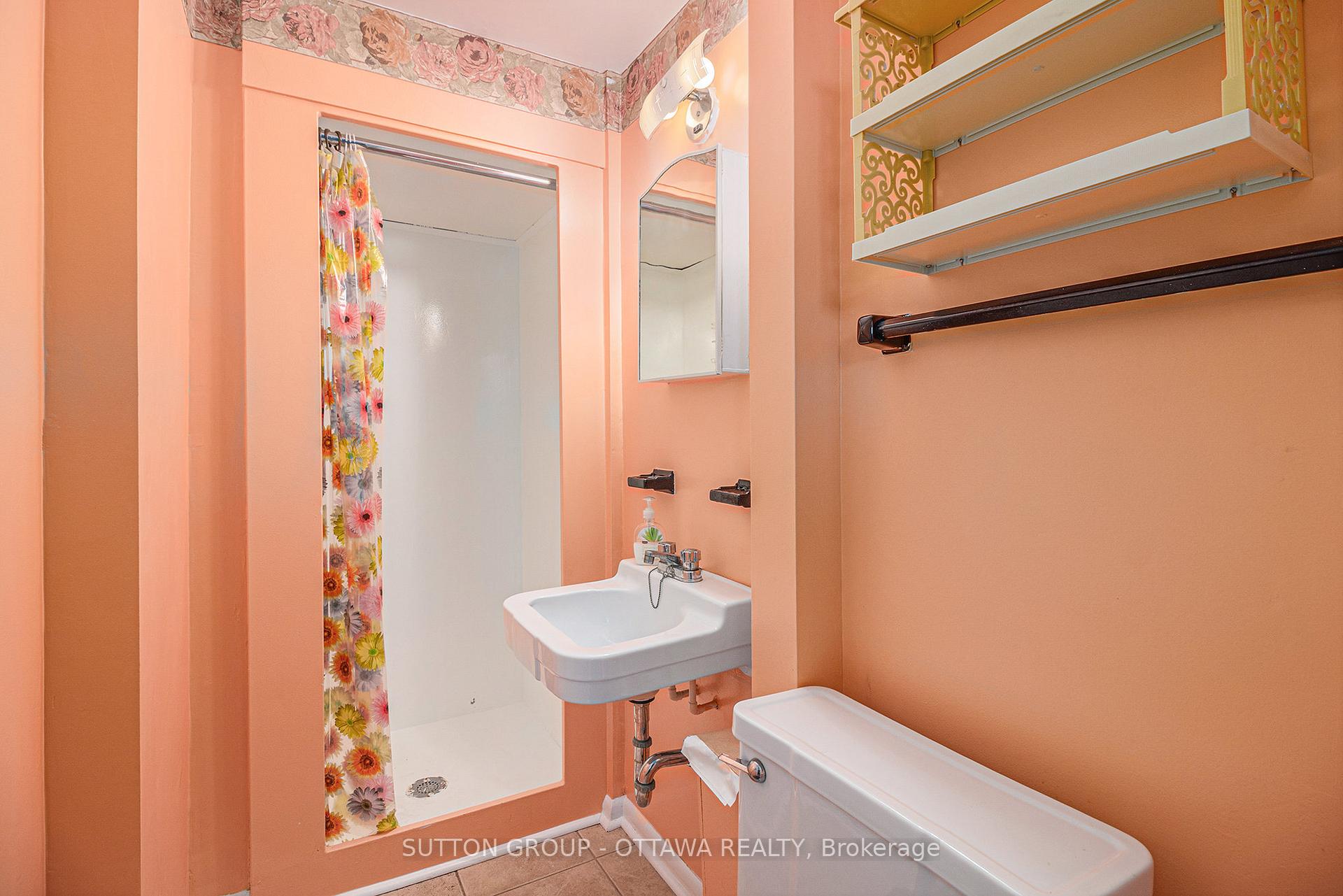 Photo 23 of 1341 Raven Avenue, Ottawa, Carlington — HOMEH