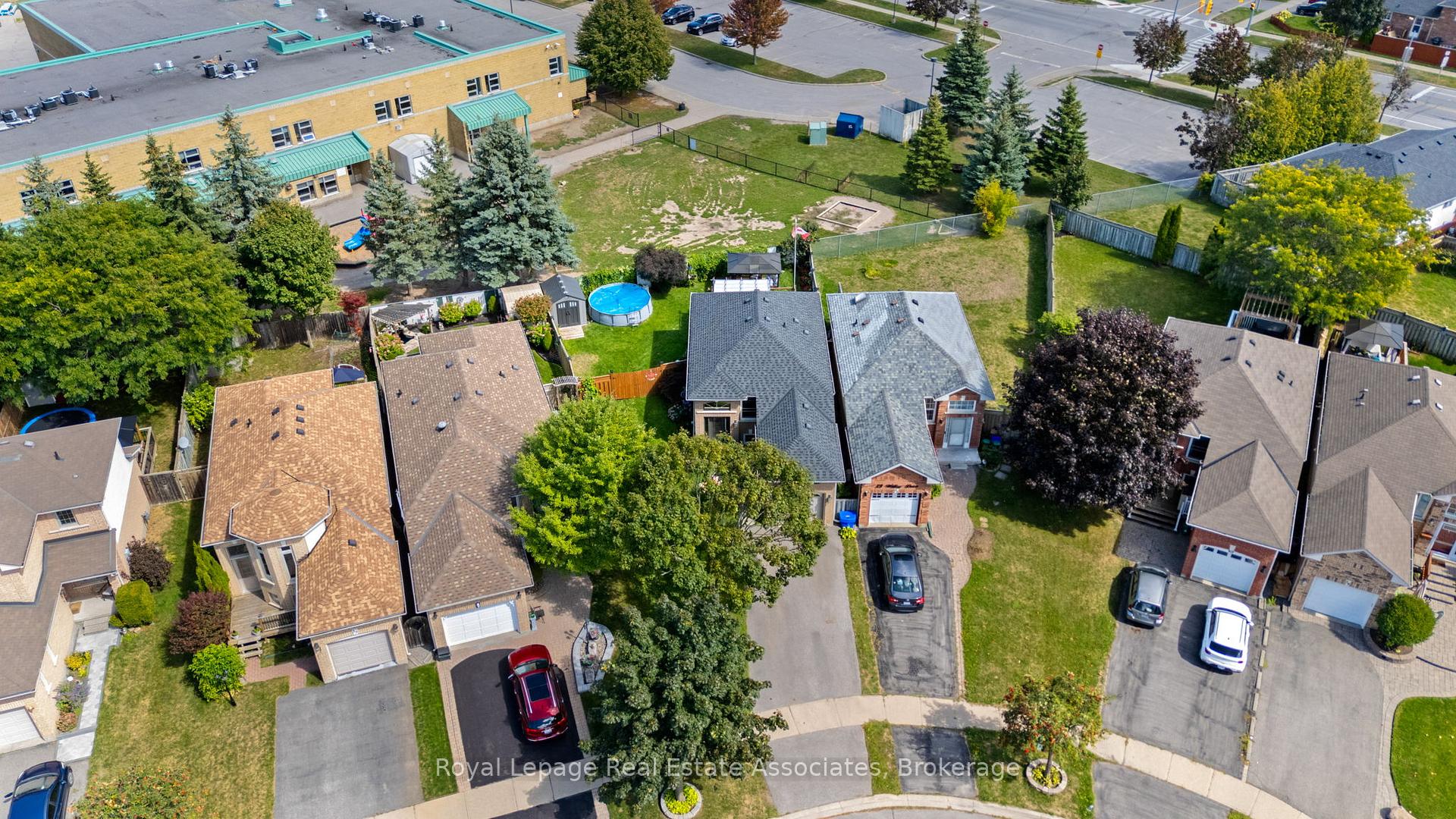 Photo 49 of 35 Willey Drive, Clarington, Bowmanville — HOMEH