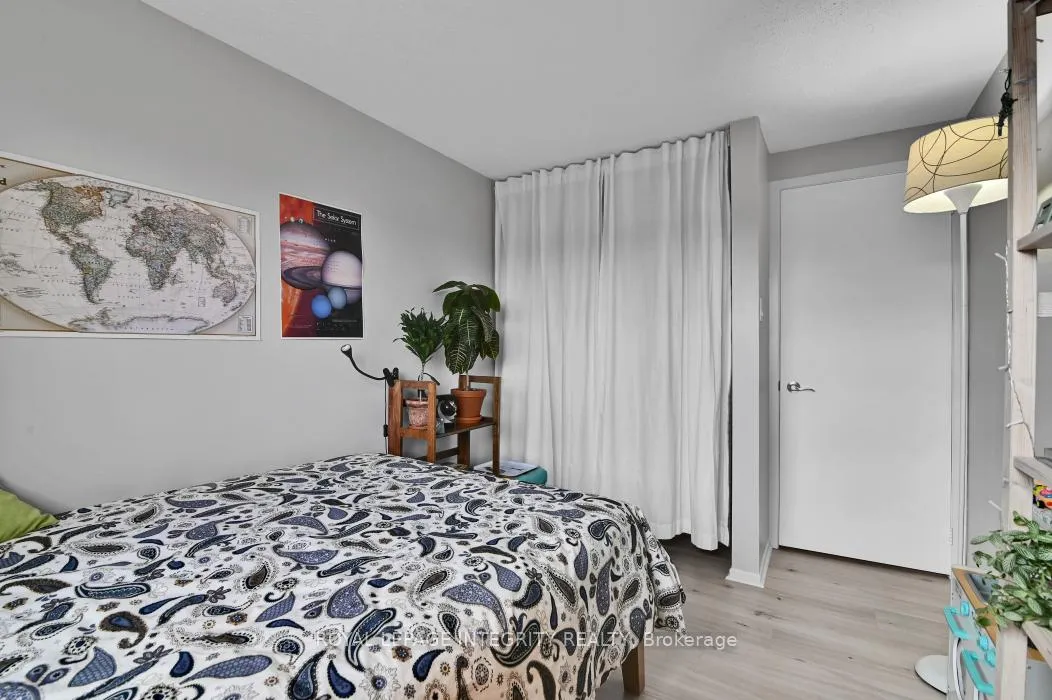 Photo 16 of 430 Sandhamn Private, Ottawa, Hunt Club Park/Greenboro — HOMEH