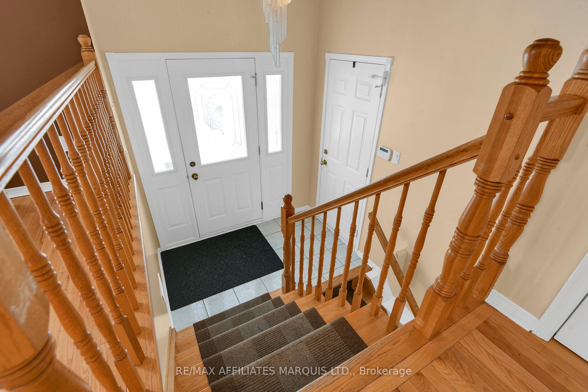 Photo 2 of 2024 Concorde Avenue, Cornwall — HOMEH
