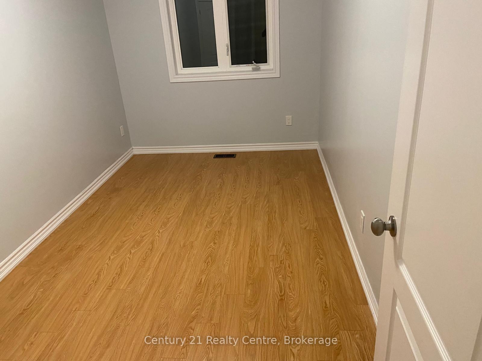 Photo 14 of 5 Shiff Crescent, Brampton, Heart Lake East — HOMEH