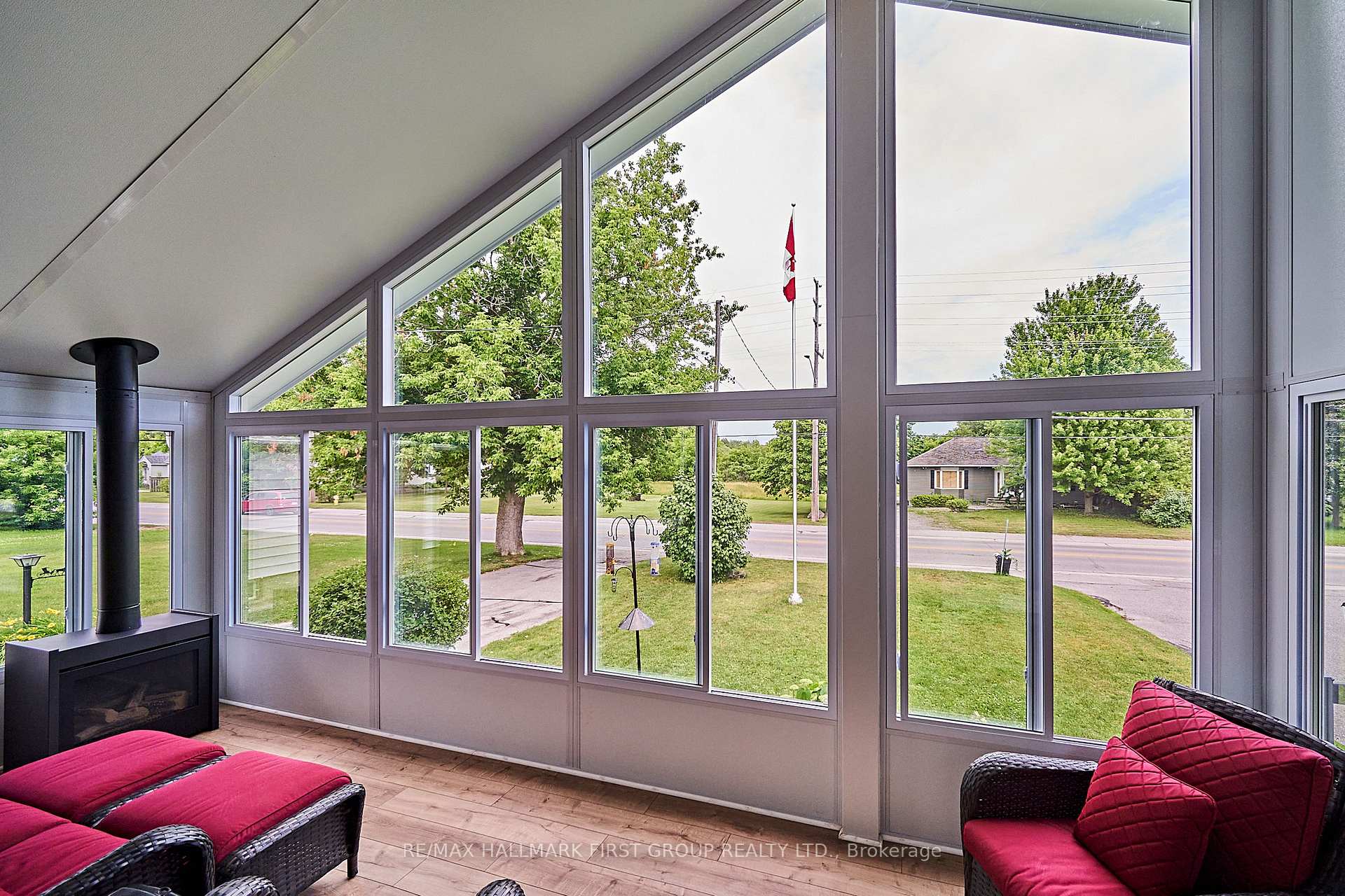 Photo 5 of 3092 Courtice Road, Clarington, Courtice — HOMEH