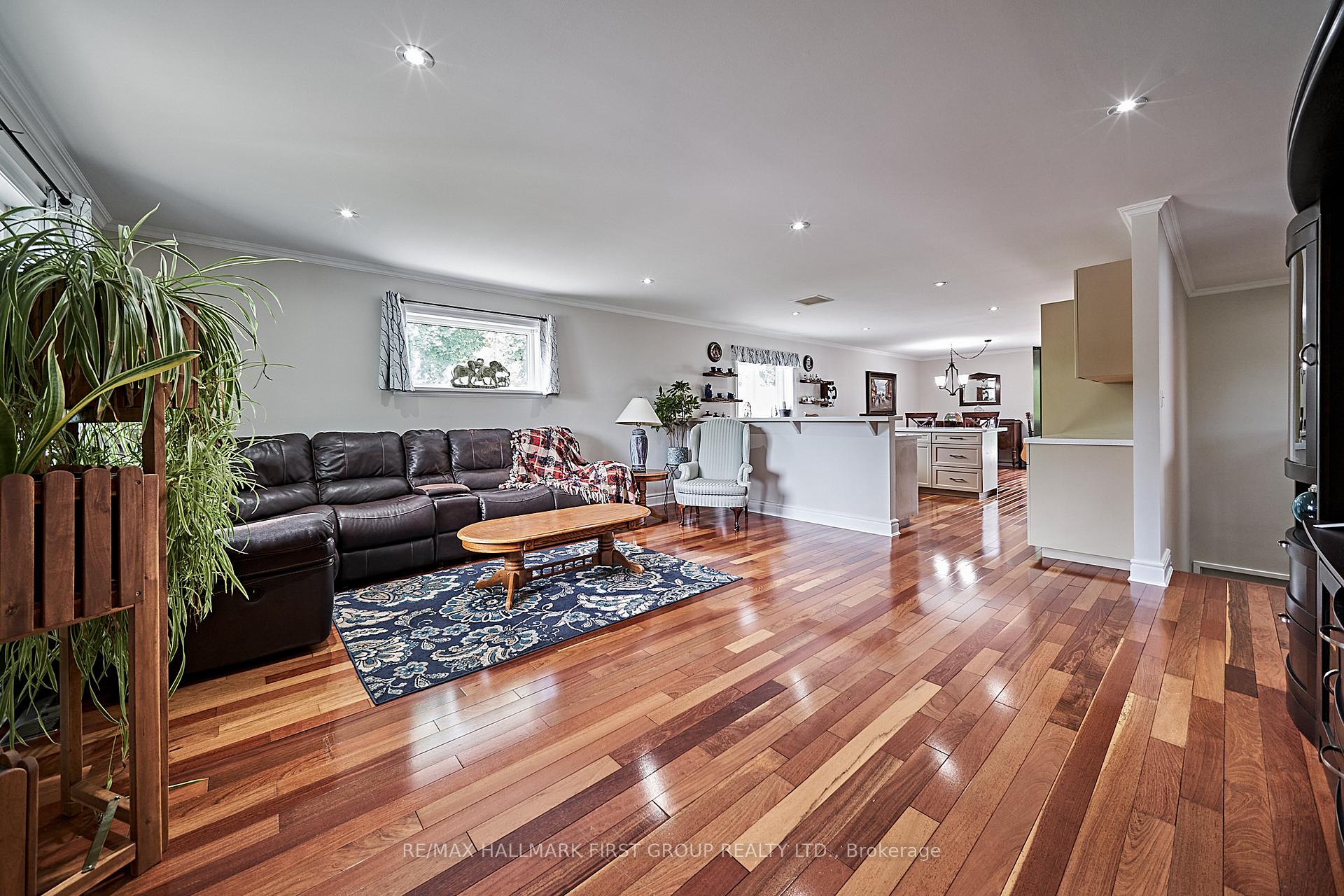 Photo 8 of 3092 Courtice Road, Clarington, Courtice — HOMEH