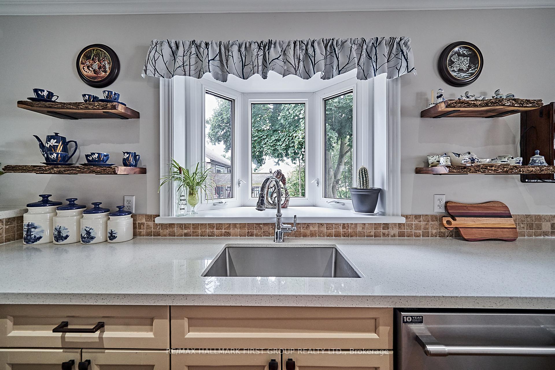 Photo 11 of 3092 Courtice Road, Clarington, Courtice — HOMEH