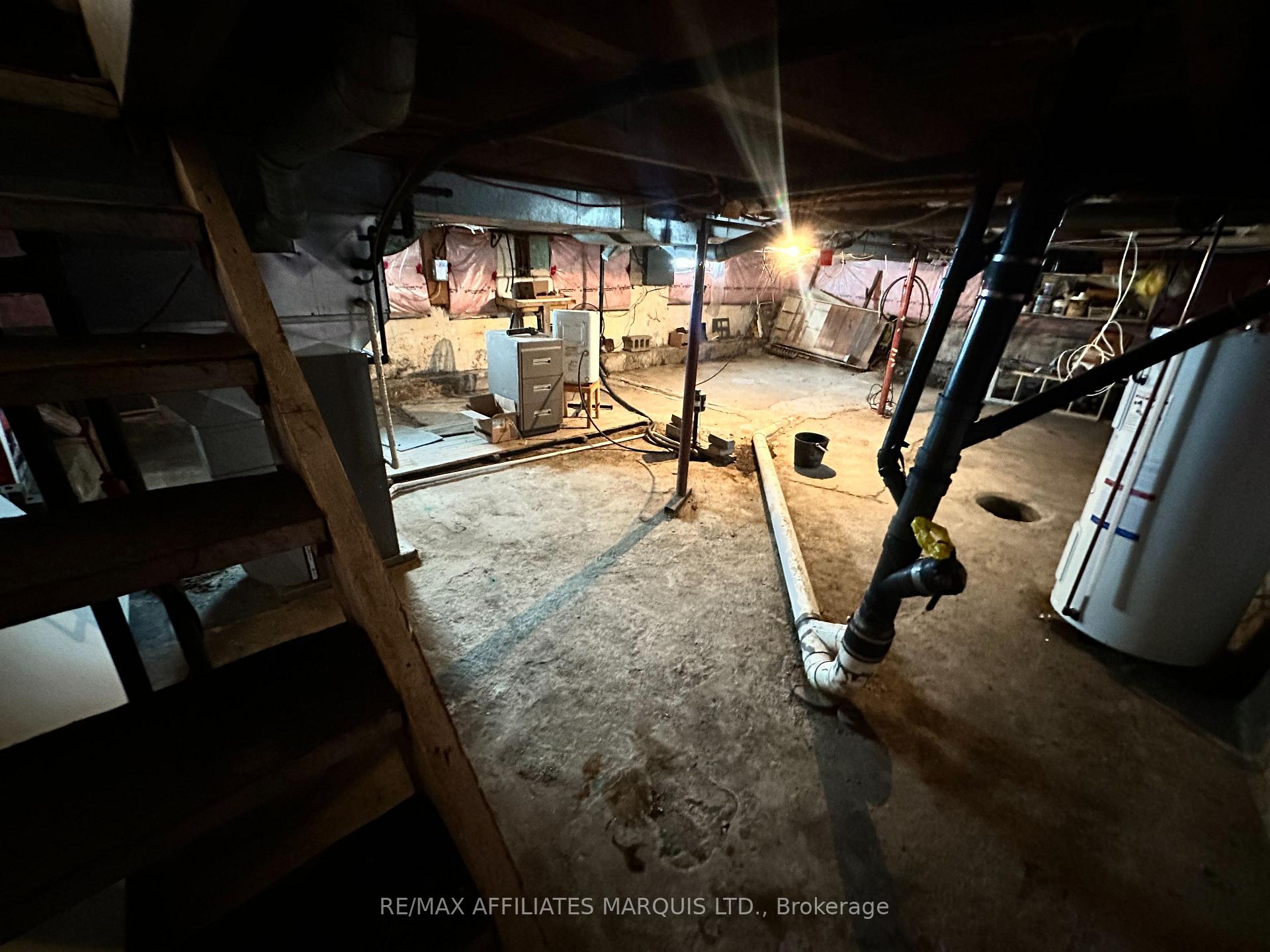 Photo 9 of 1223 Cumberland Street, Cornwall — HOMEH