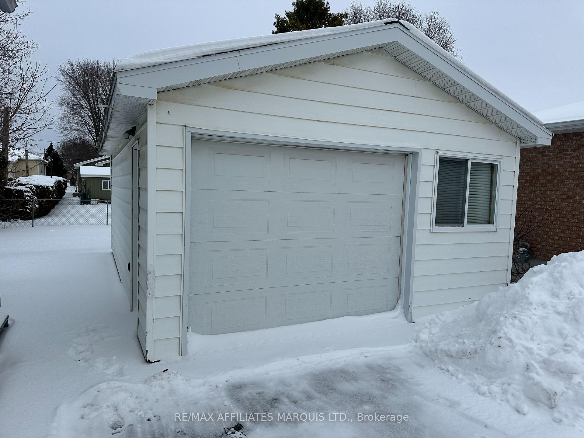 Photo 10 of 1223 Cumberland Street, Cornwall — HOMEH