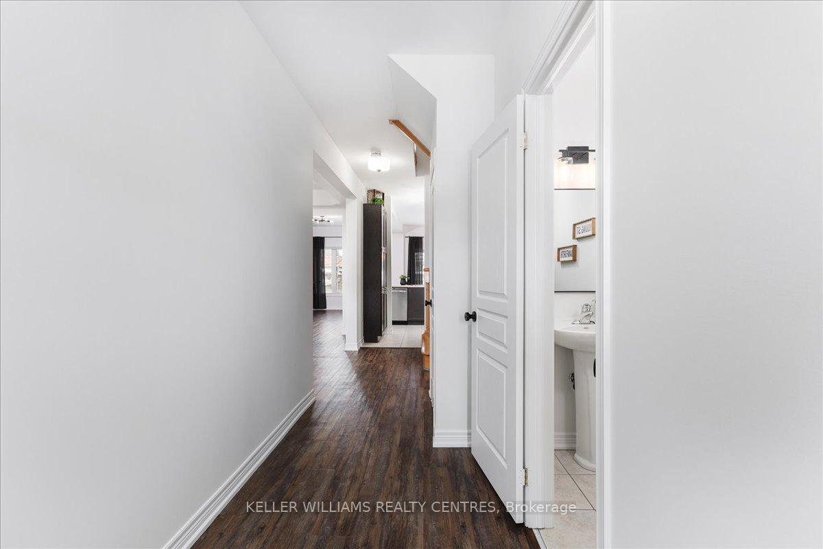 Photo 7 of 16 Caserta Street, Georgina, Keswick North — HOMEH