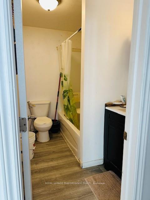 Photo 6 of 423-425 Victoria Street E, Cornwall — HOMEH