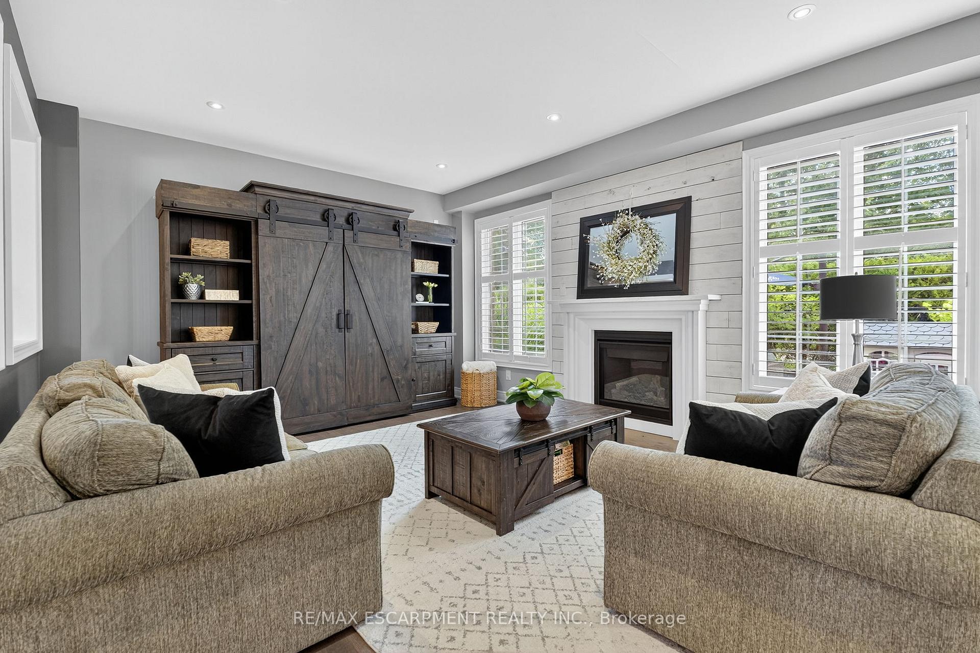 Photo 10 of 117 Wimberly Avenue, Hamilton, Waterdown — HOMEH