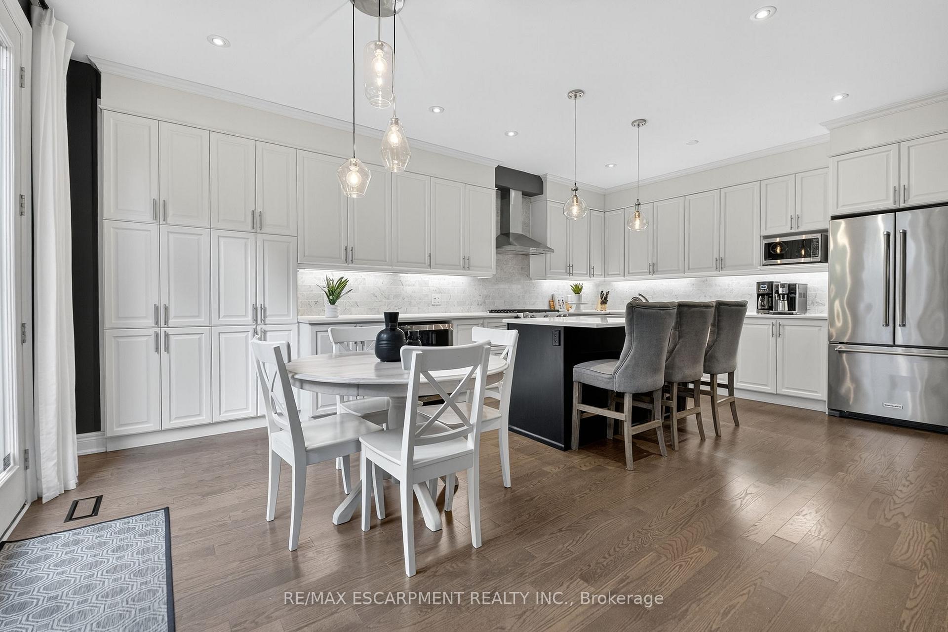 Photo 13 of 117 Wimberly Avenue, Hamilton, Waterdown — HOMEH