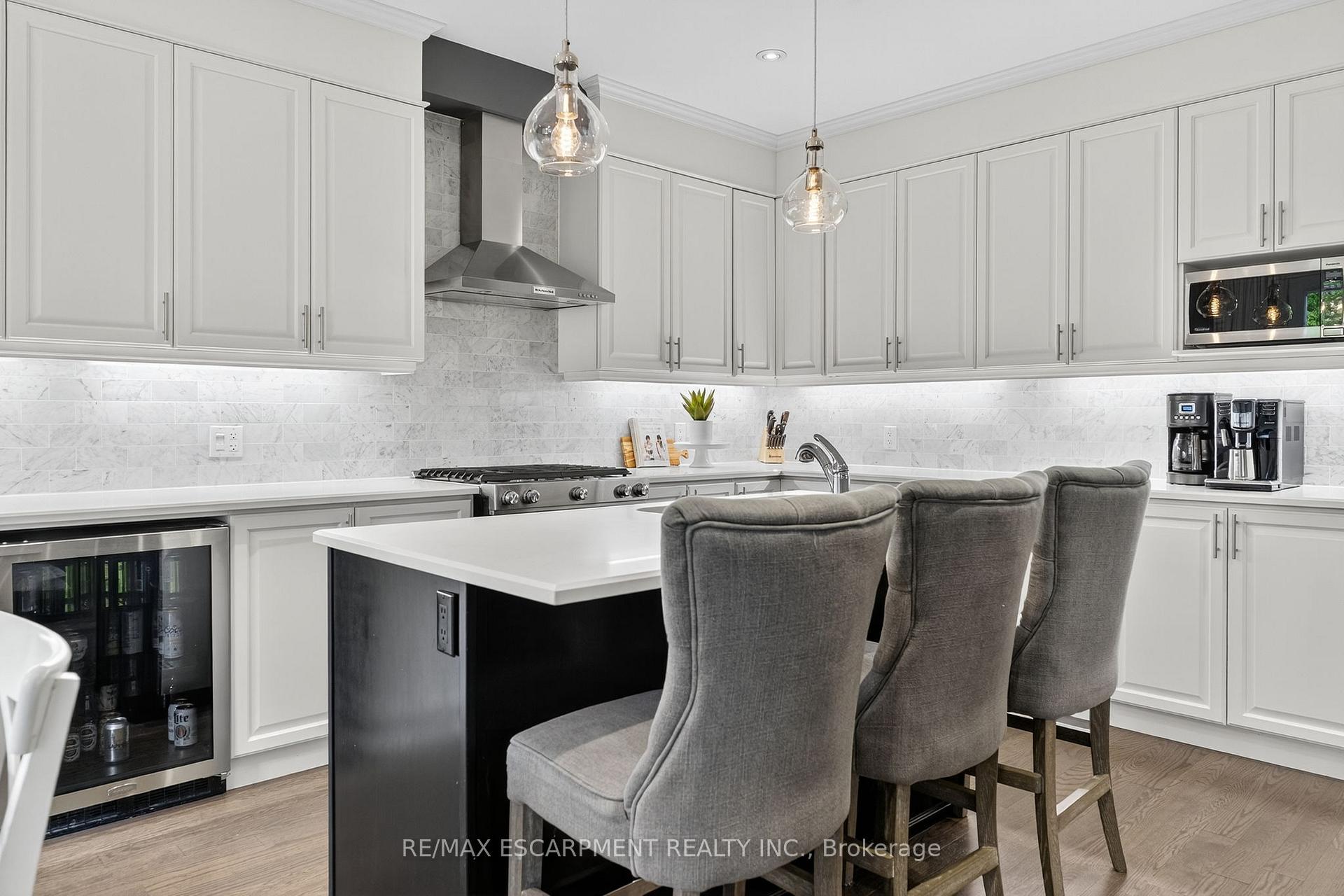 Photo 15 of 117 Wimberly Avenue, Hamilton, Waterdown — HOMEH