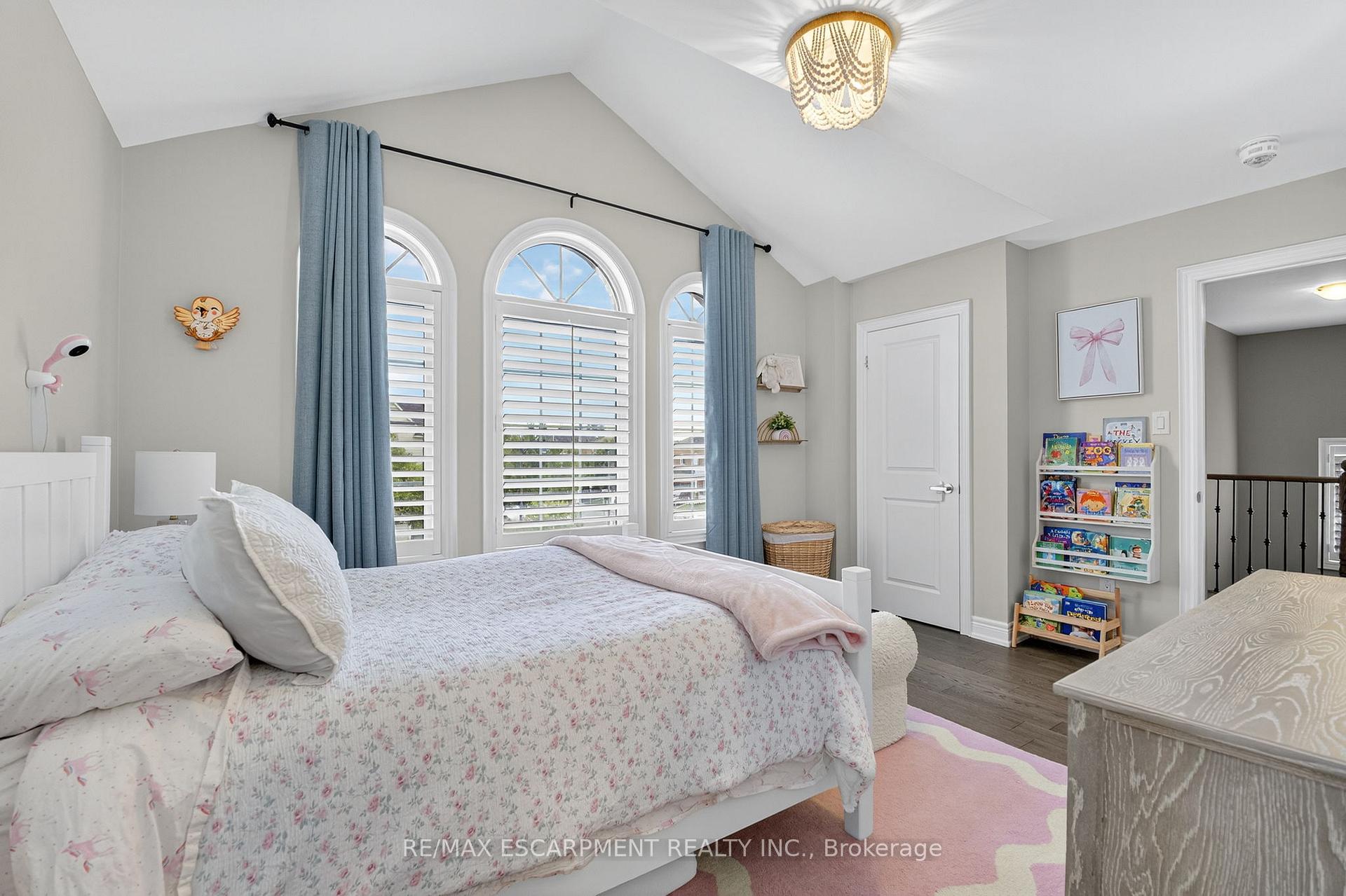 Photo 24 of 117 Wimberly Avenue, Hamilton, Waterdown — HOMEH