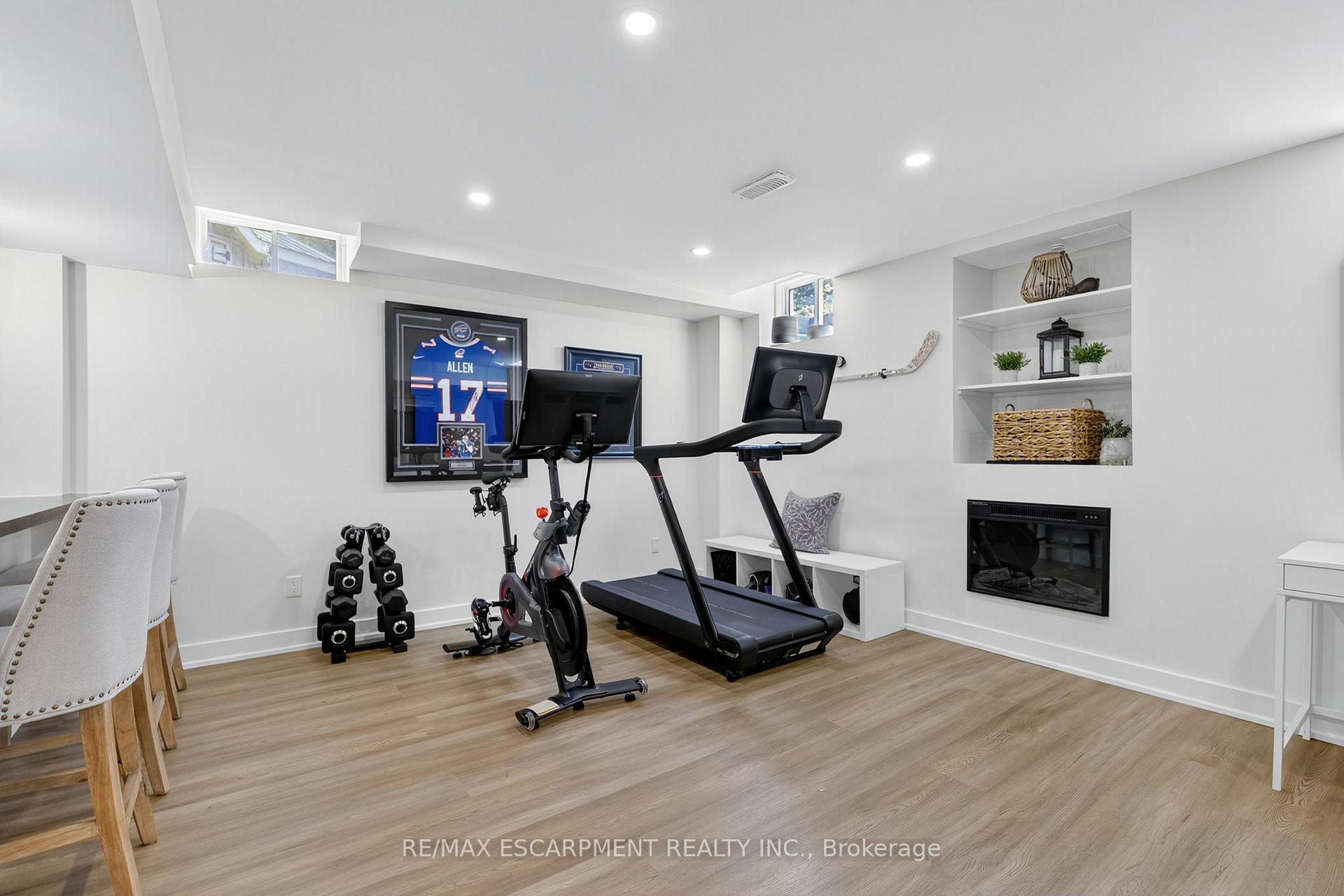Photo 37 of 117 Wimberly Avenue, Hamilton, Waterdown — HOMEH